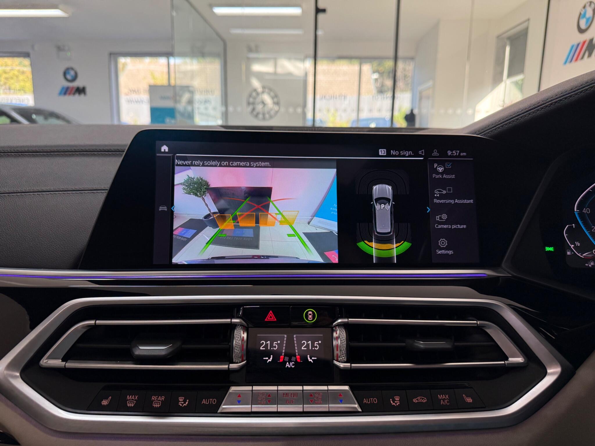 BMW X5 view 14