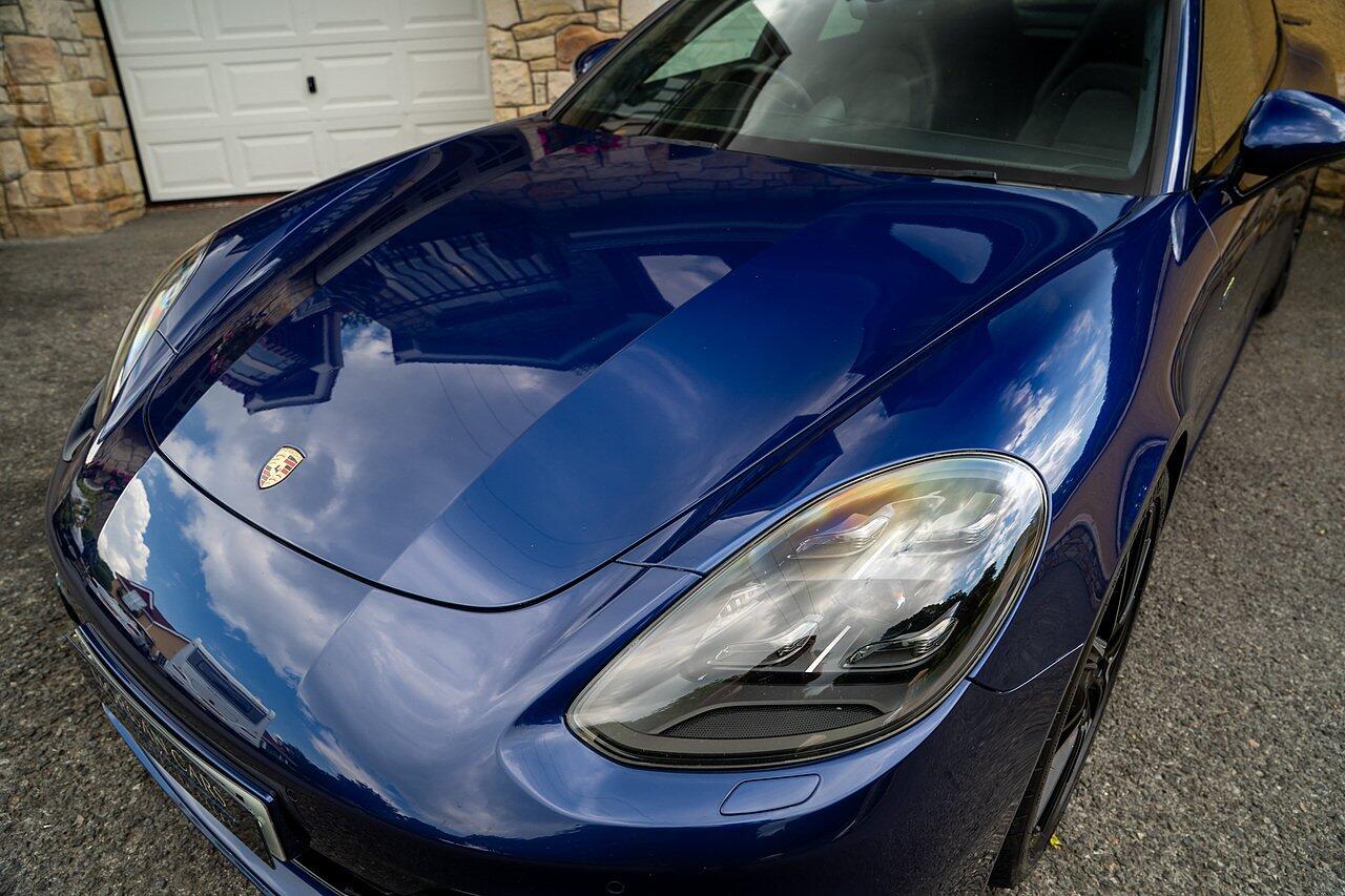 Porsche Panamera view 36