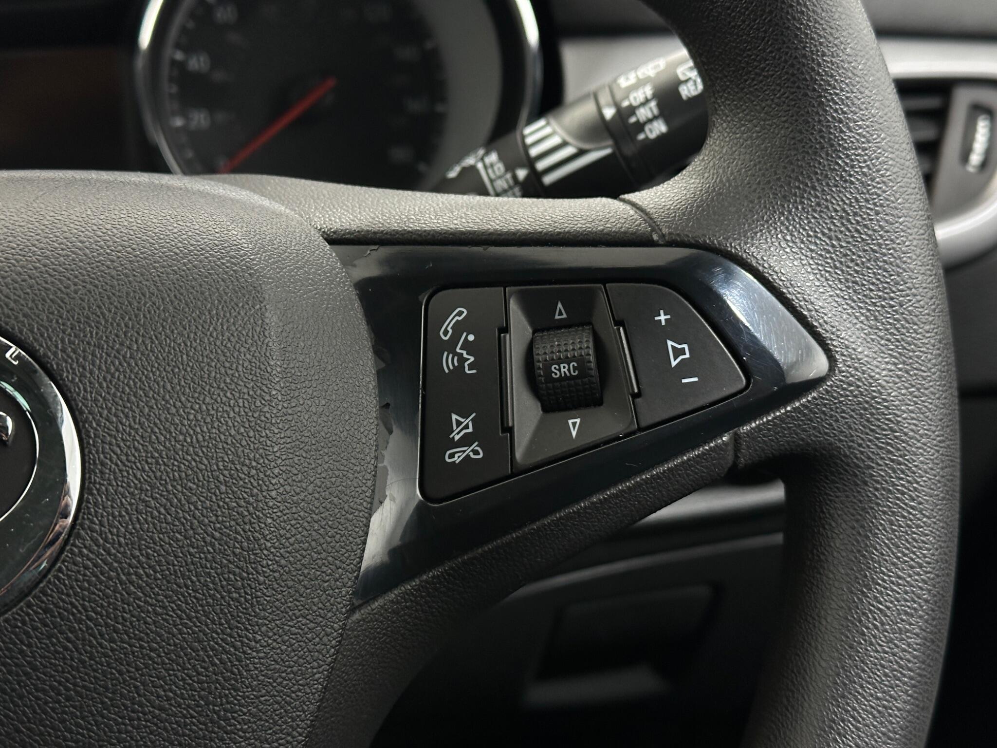 Vauxhall Astra view 16