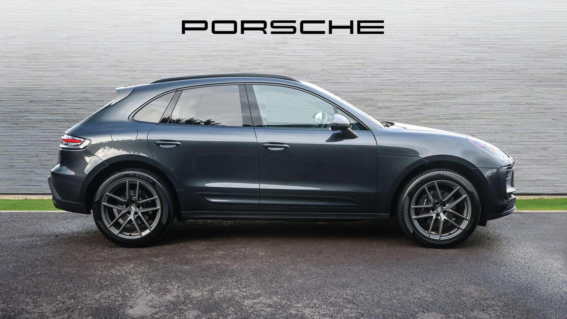 Porsche Macan view 7