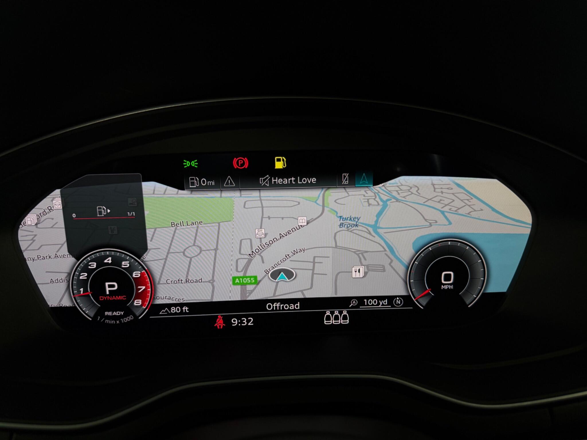 Audi A4 view 15