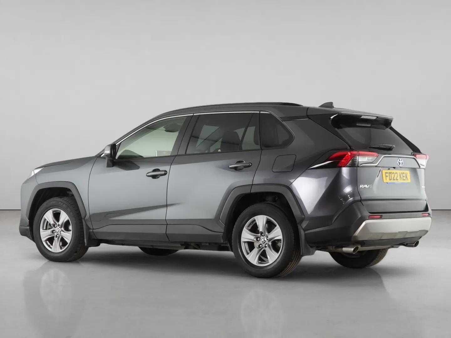 Toyota Rav4 view 6