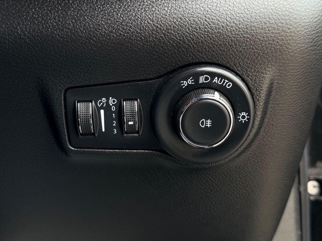Jeep Compass view 29