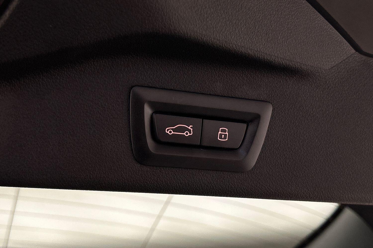 BMW X7 view 31