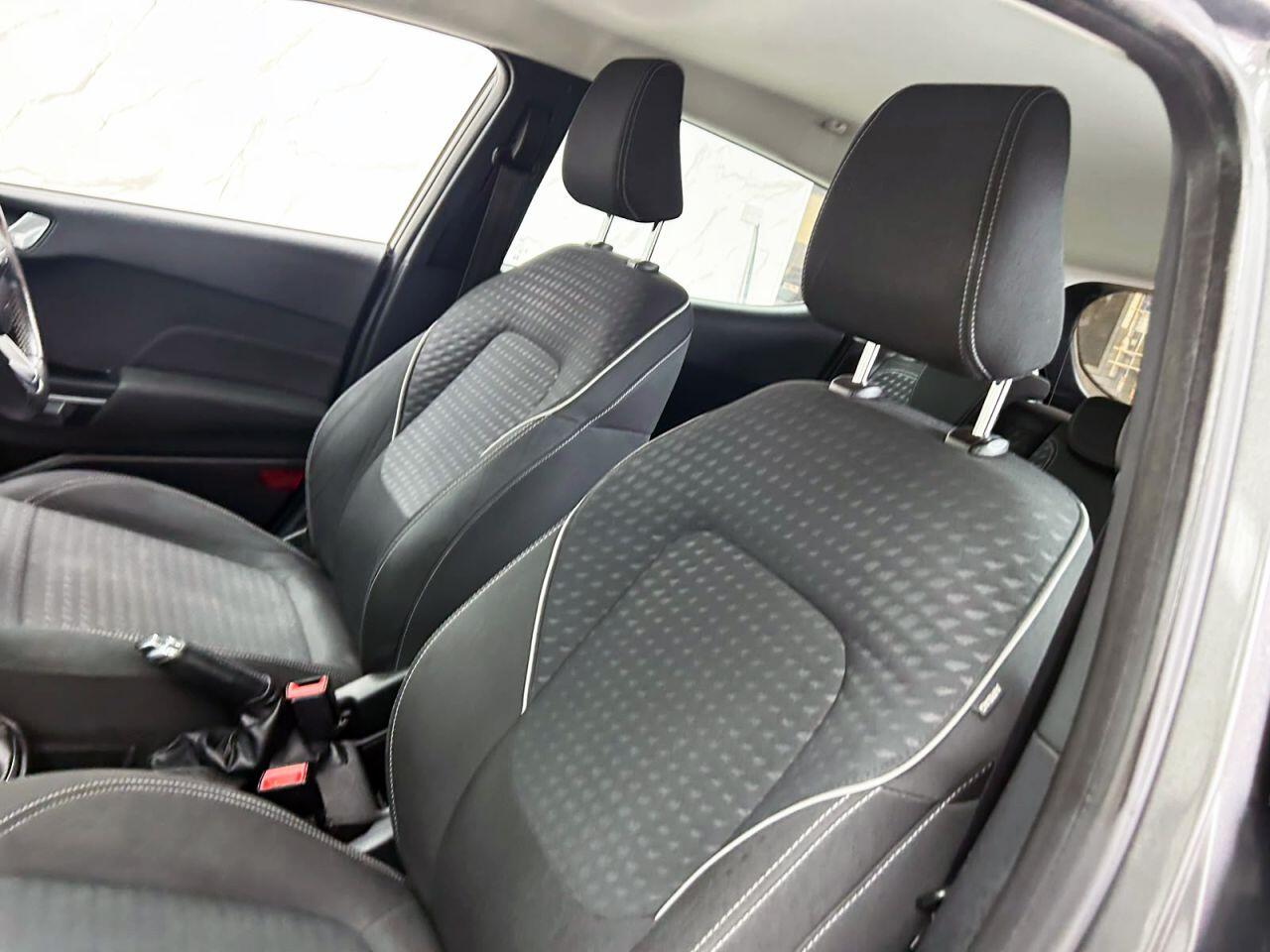 Ford Fiesta view 13