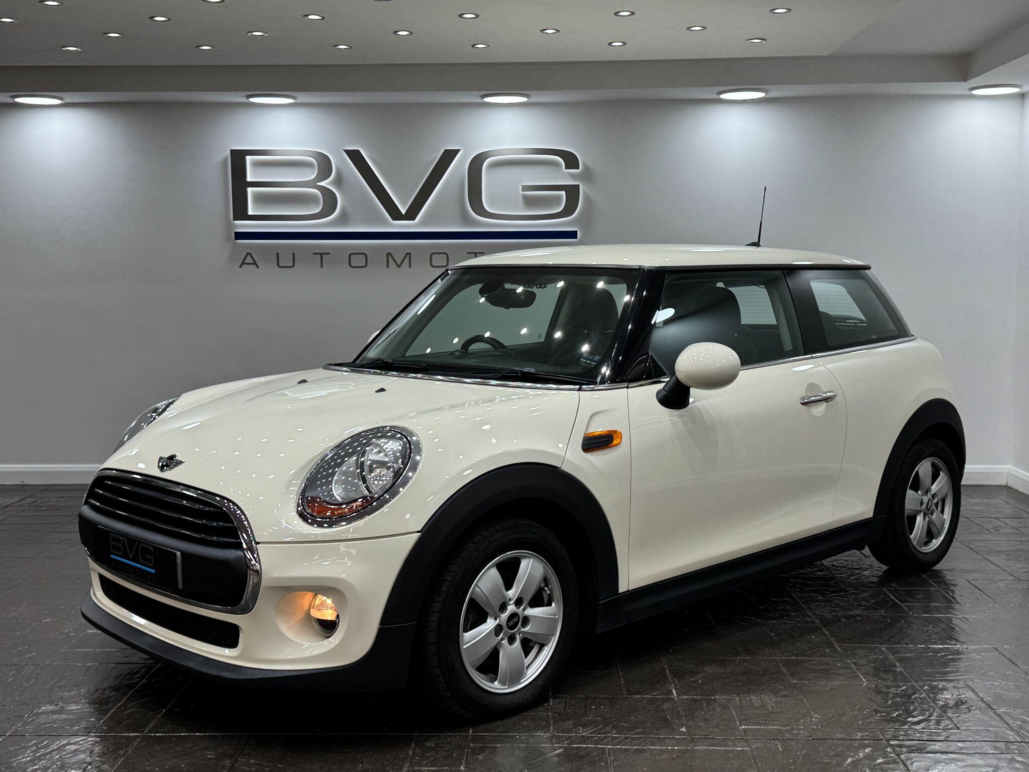 Mini Hatch view 5