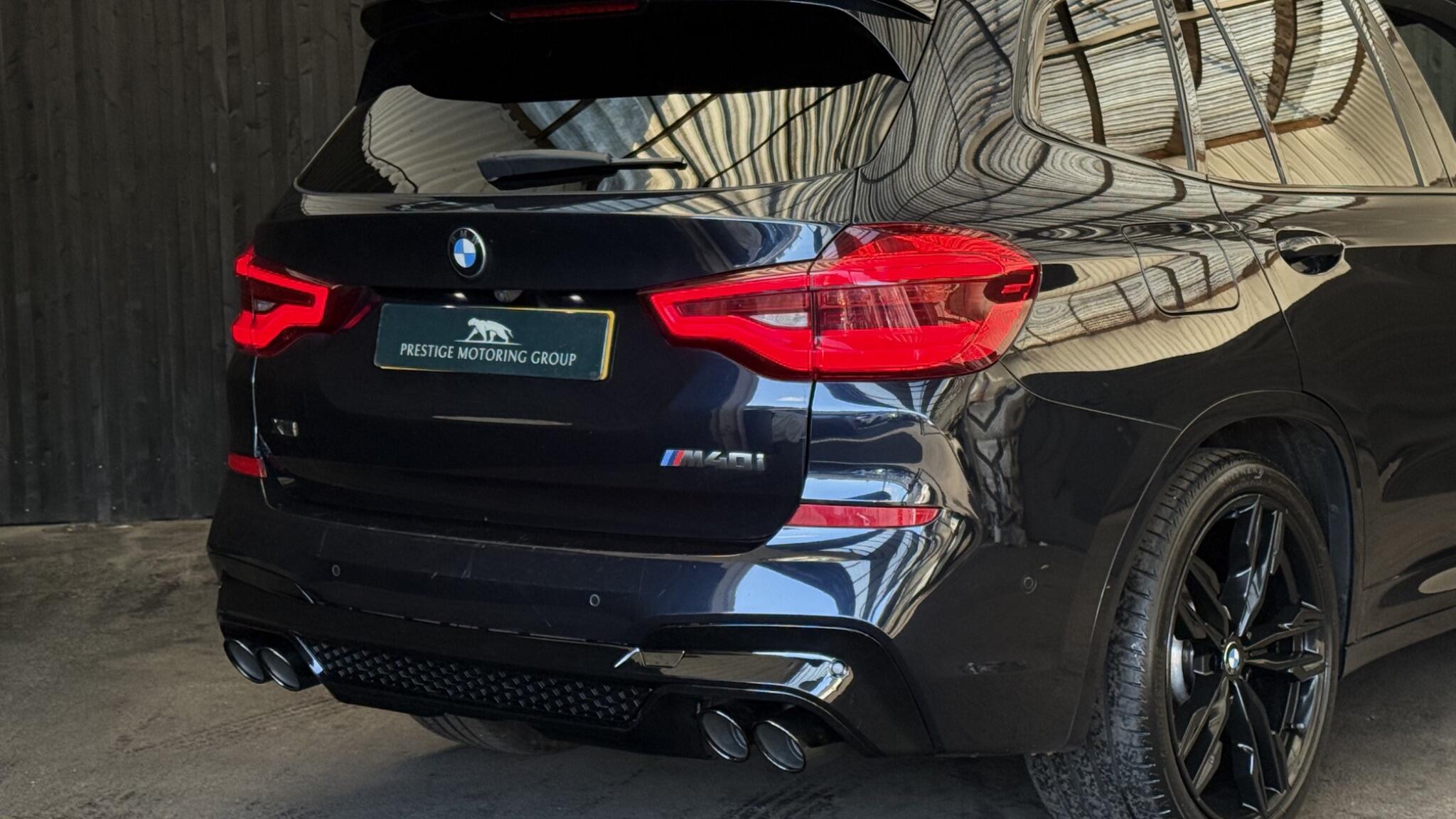 BMW X3 view 2