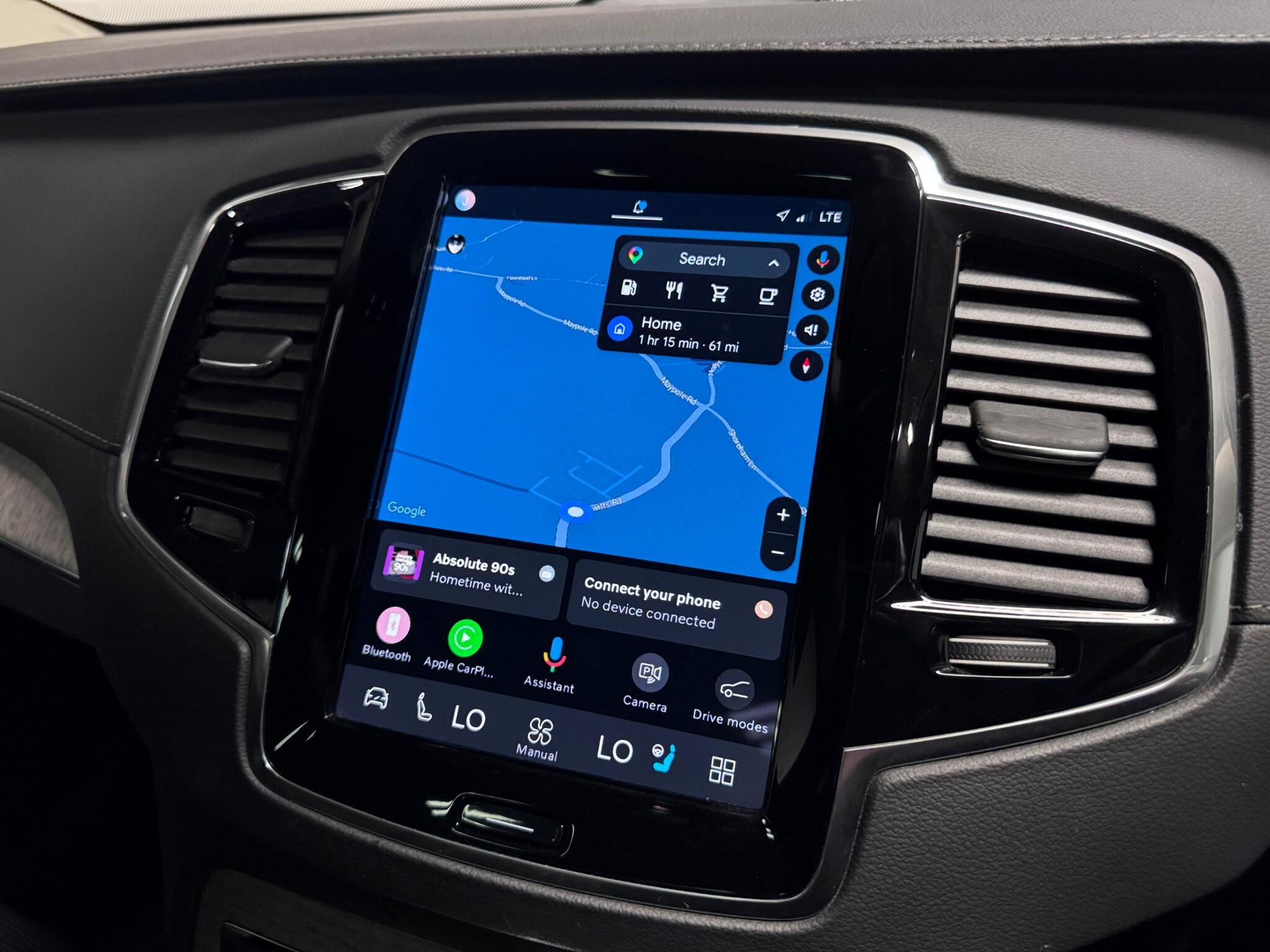 Volvo XC90 view 12