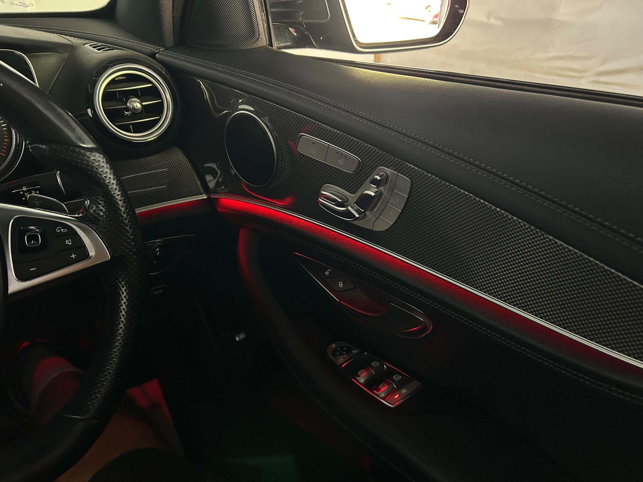 Mercedes-Benz E Class view 55