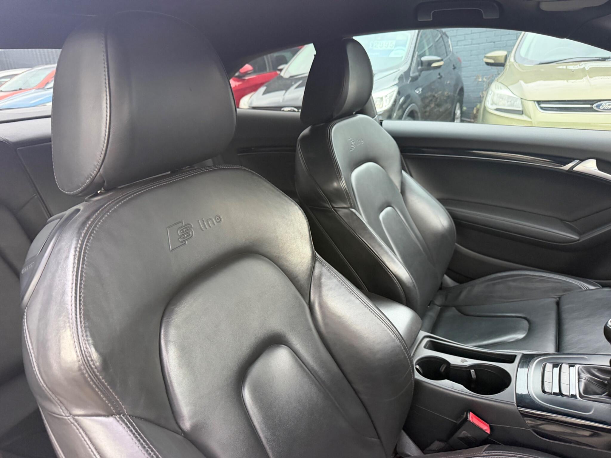 Audi A5 view 12