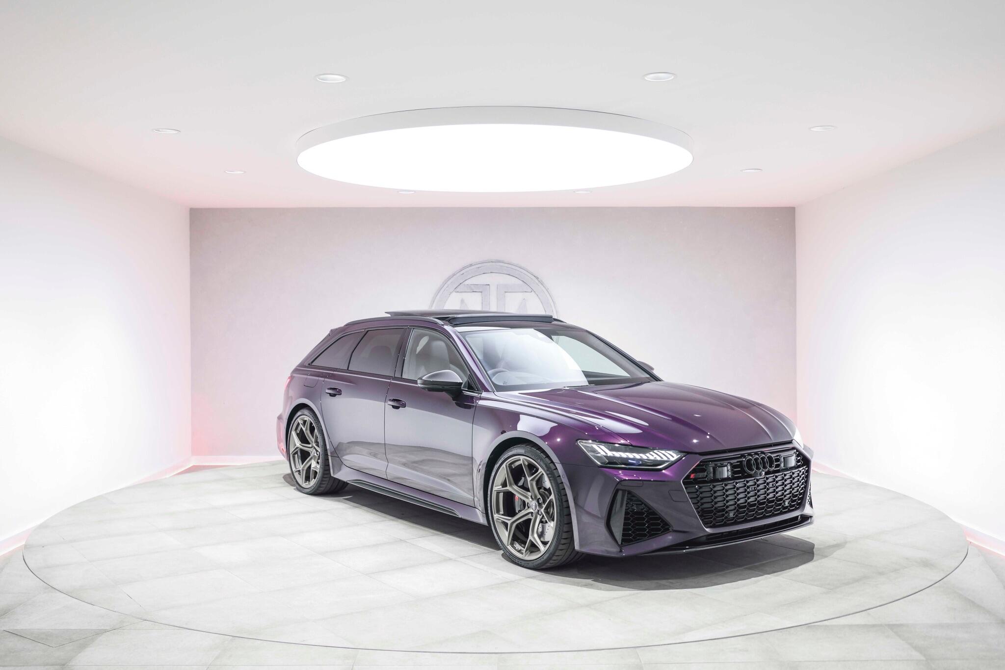 Audi RS6 Avant view 13