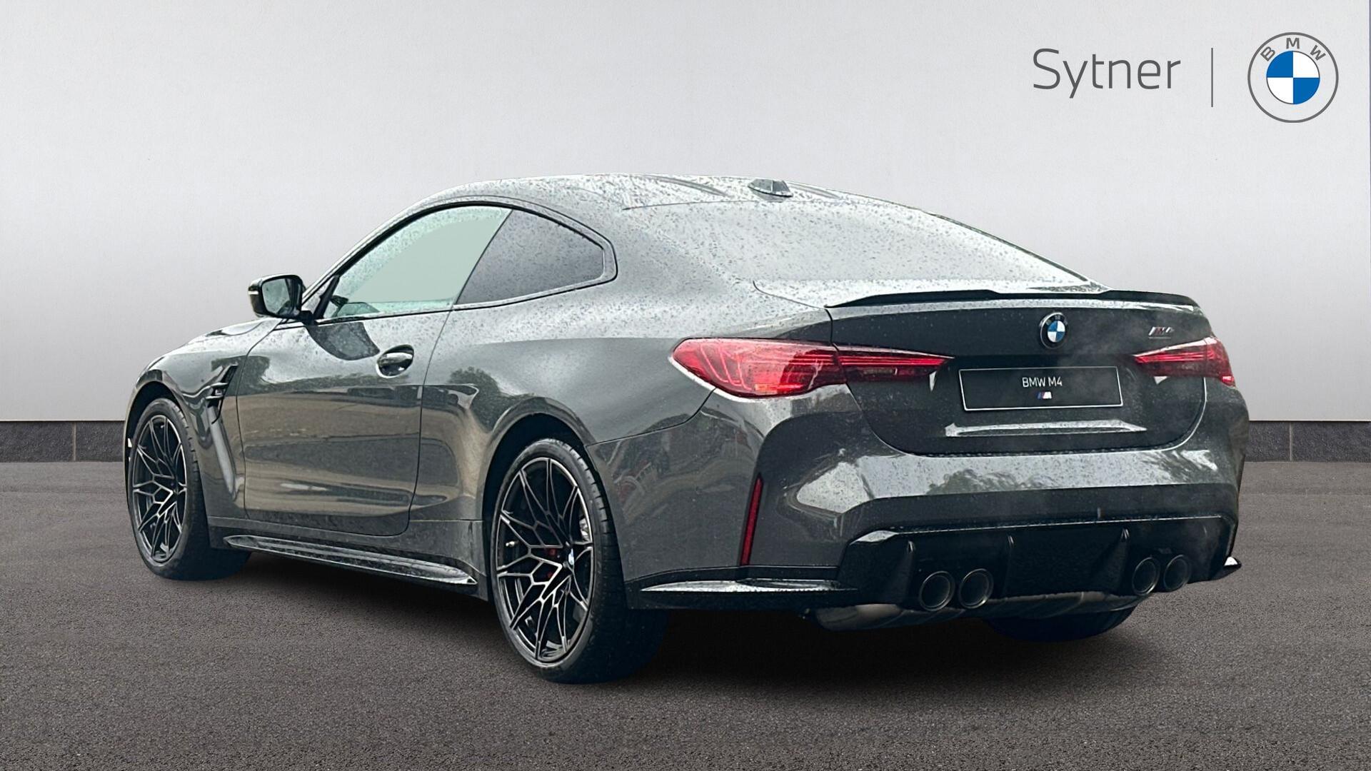 BMW M4 view 2