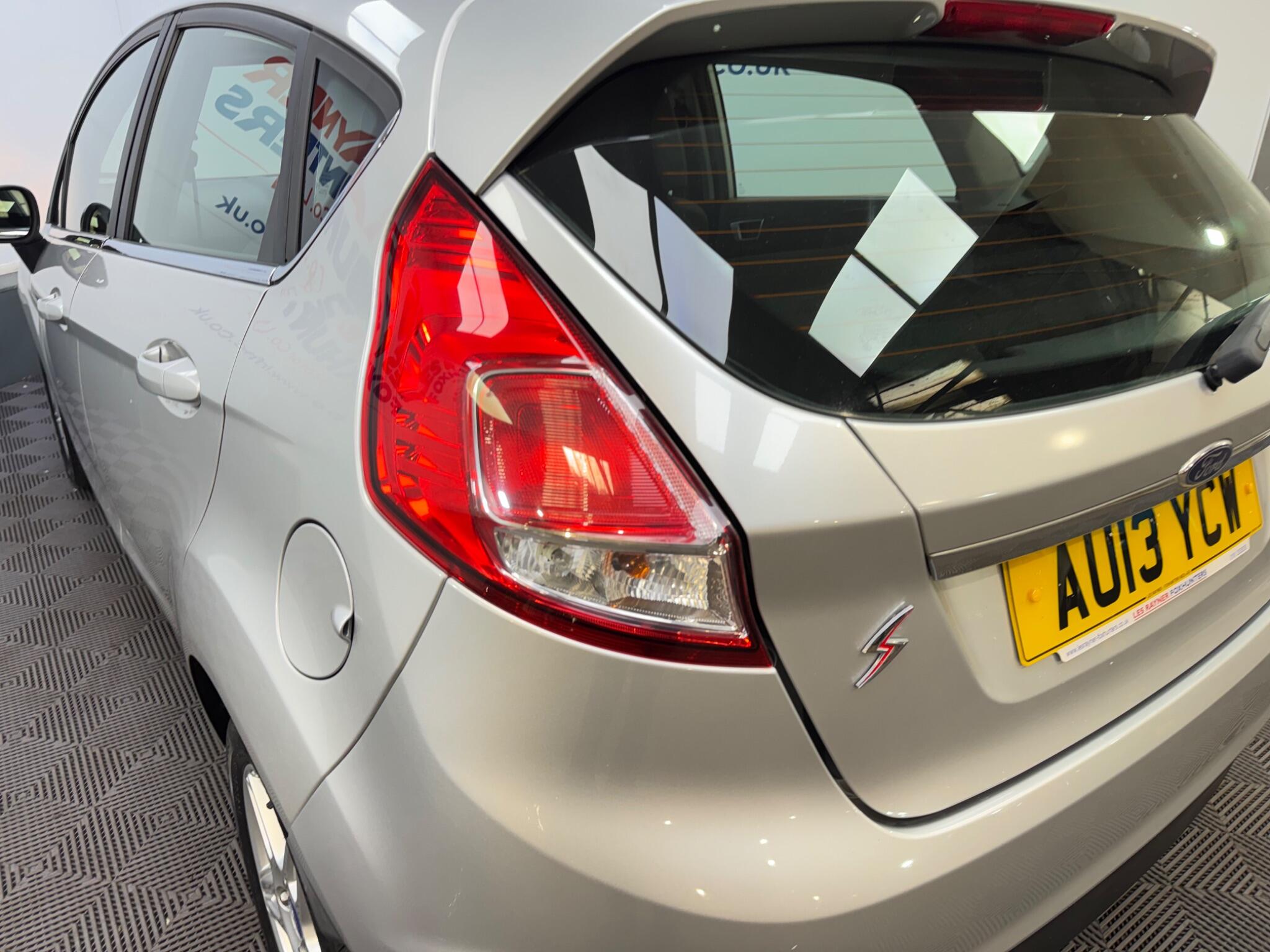 Ford Fiesta view 25