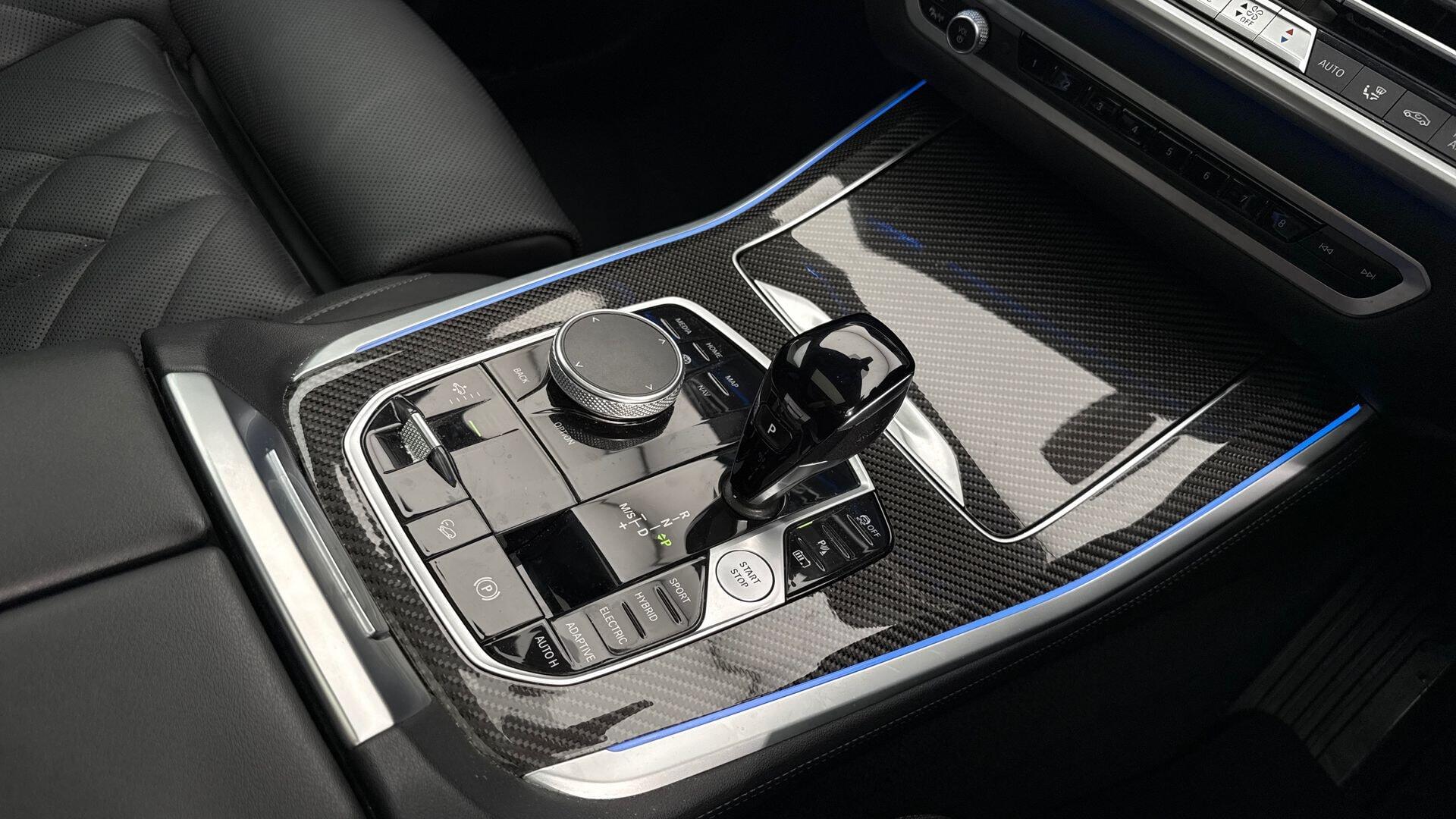 BMW X5 view 10