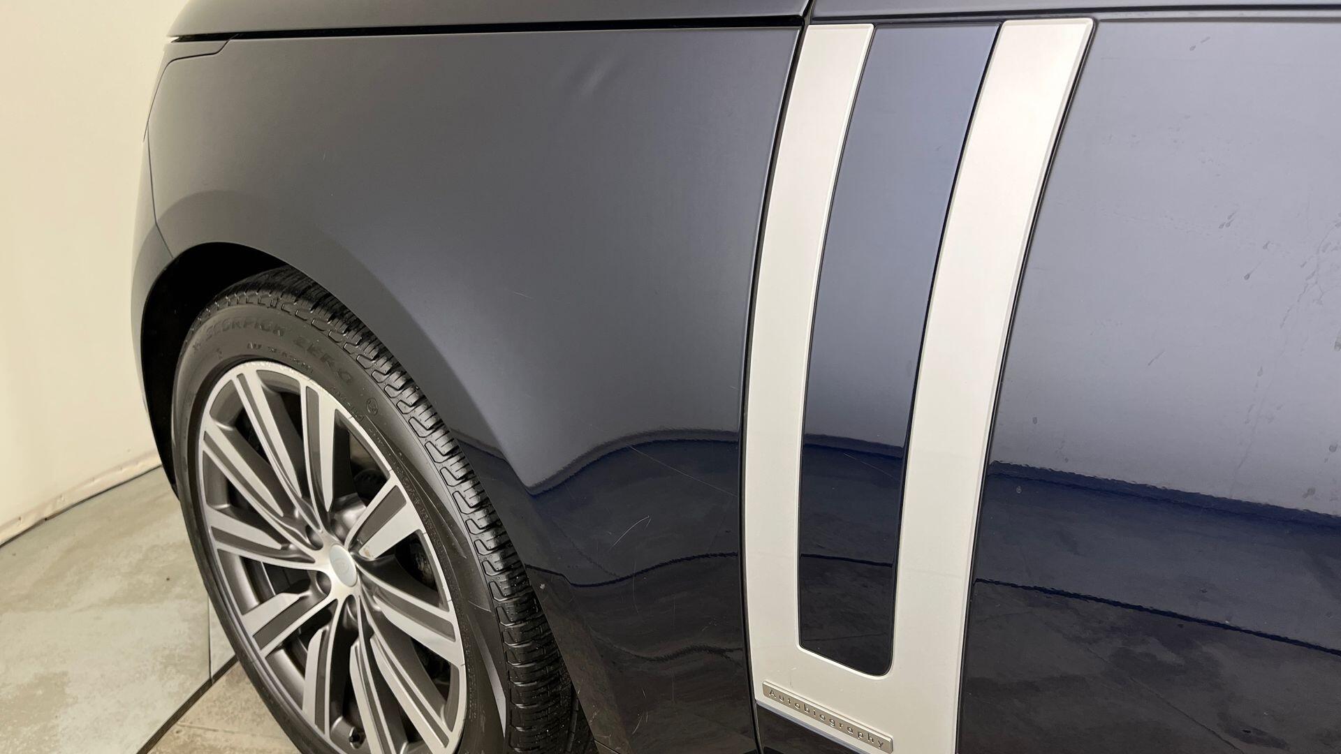 Land Rover Range Rover view 28