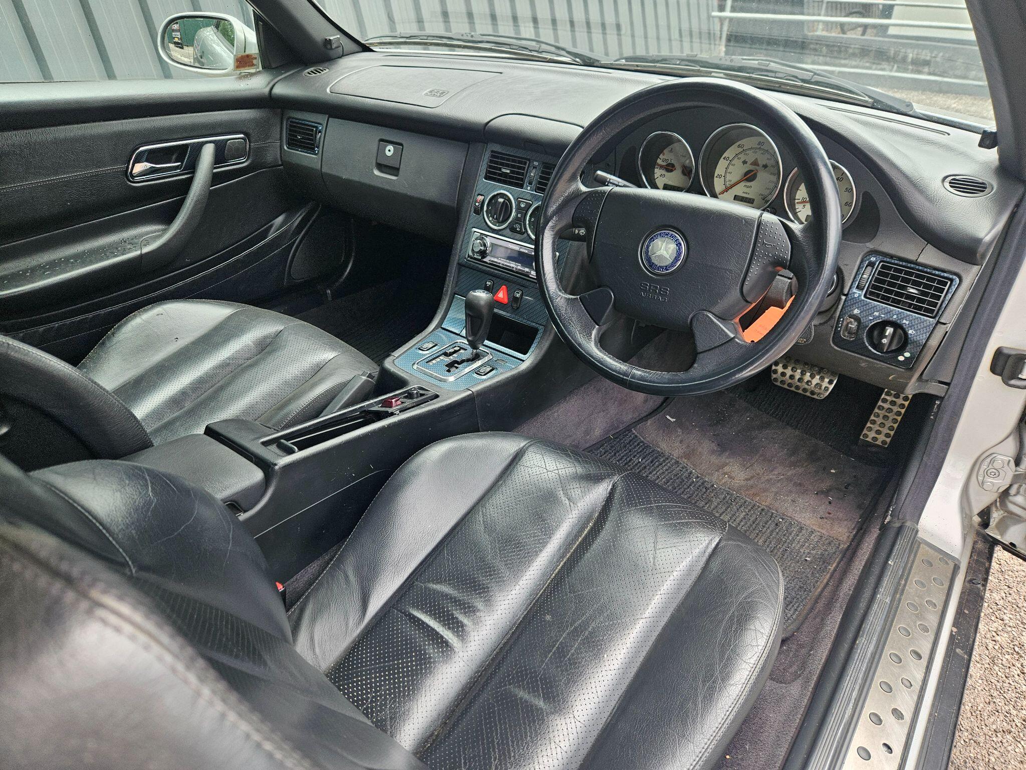 1996 Mercedes-Benz SLK image 14