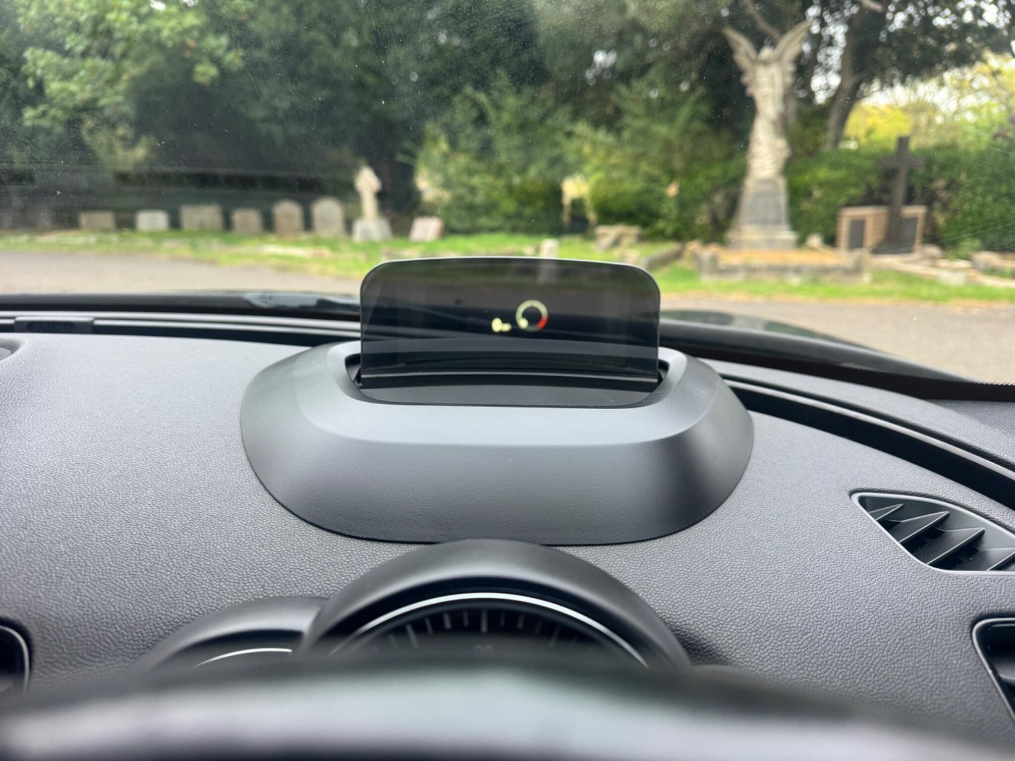 Mini Clubman view 90