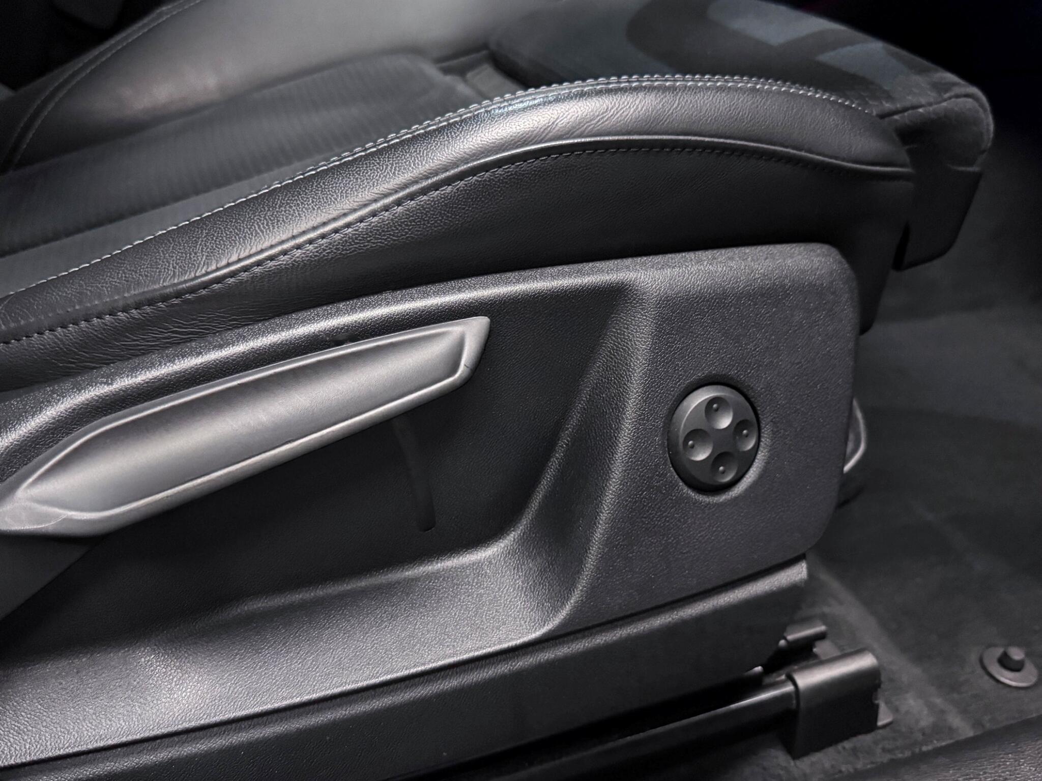 Audi Q5 view 26