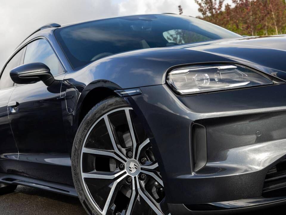 Porsche Taycan view 6