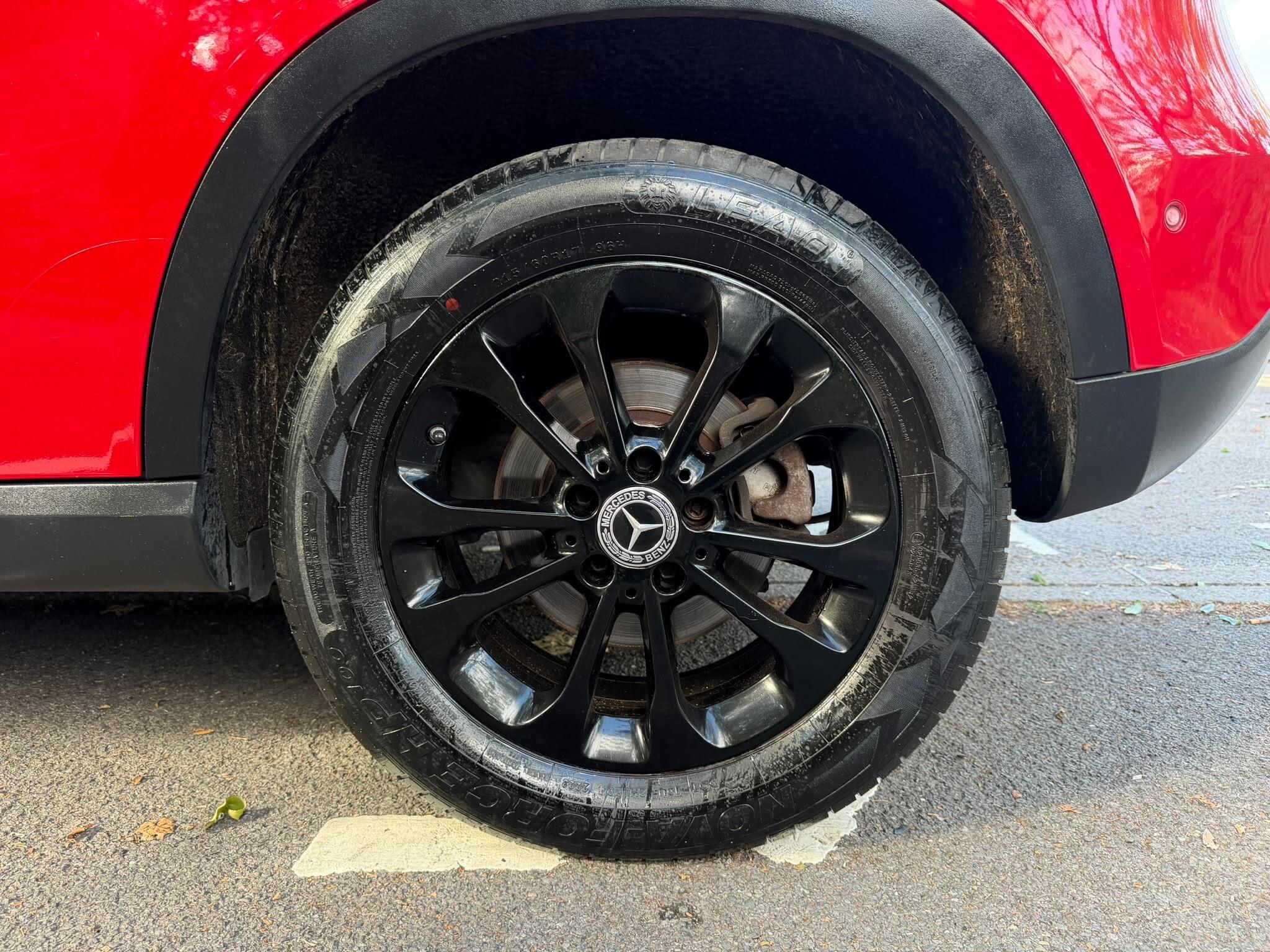Mercedes-Benz Gla view 27