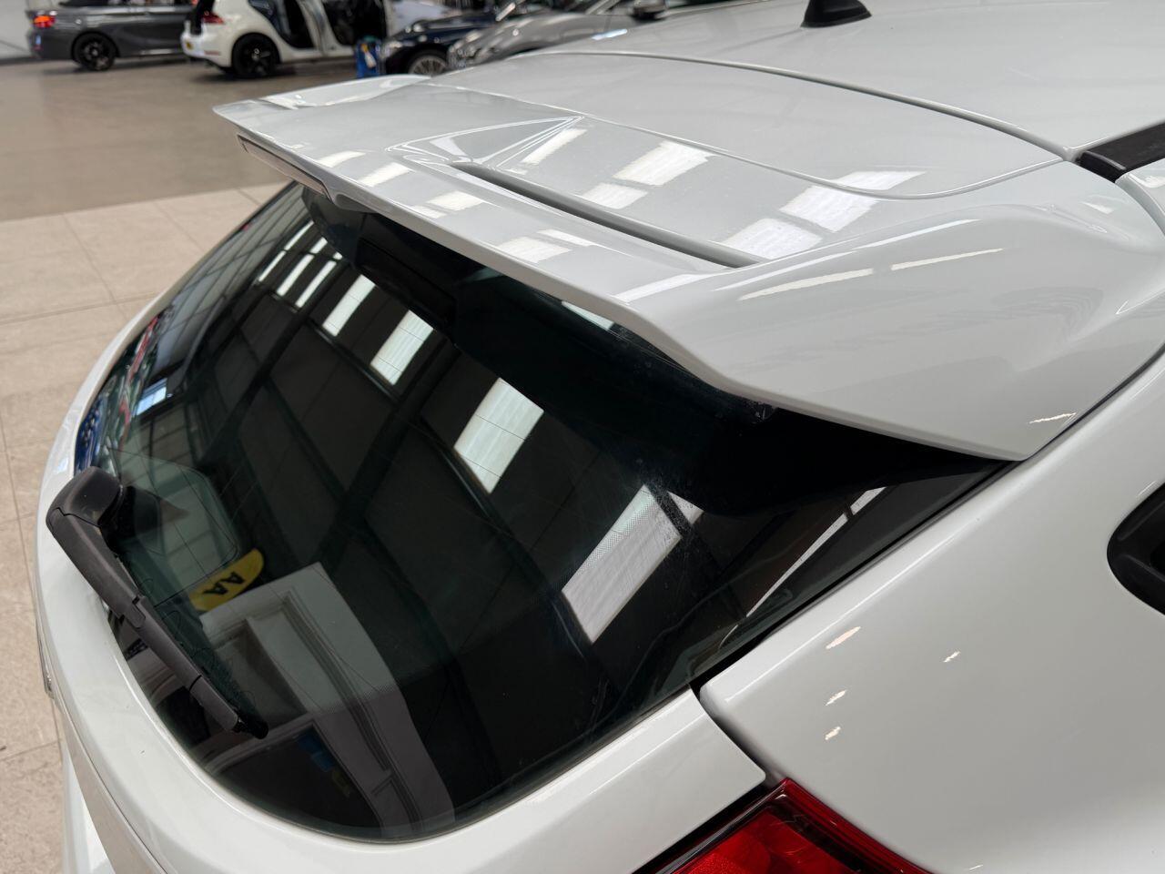 Ford Focus view 20