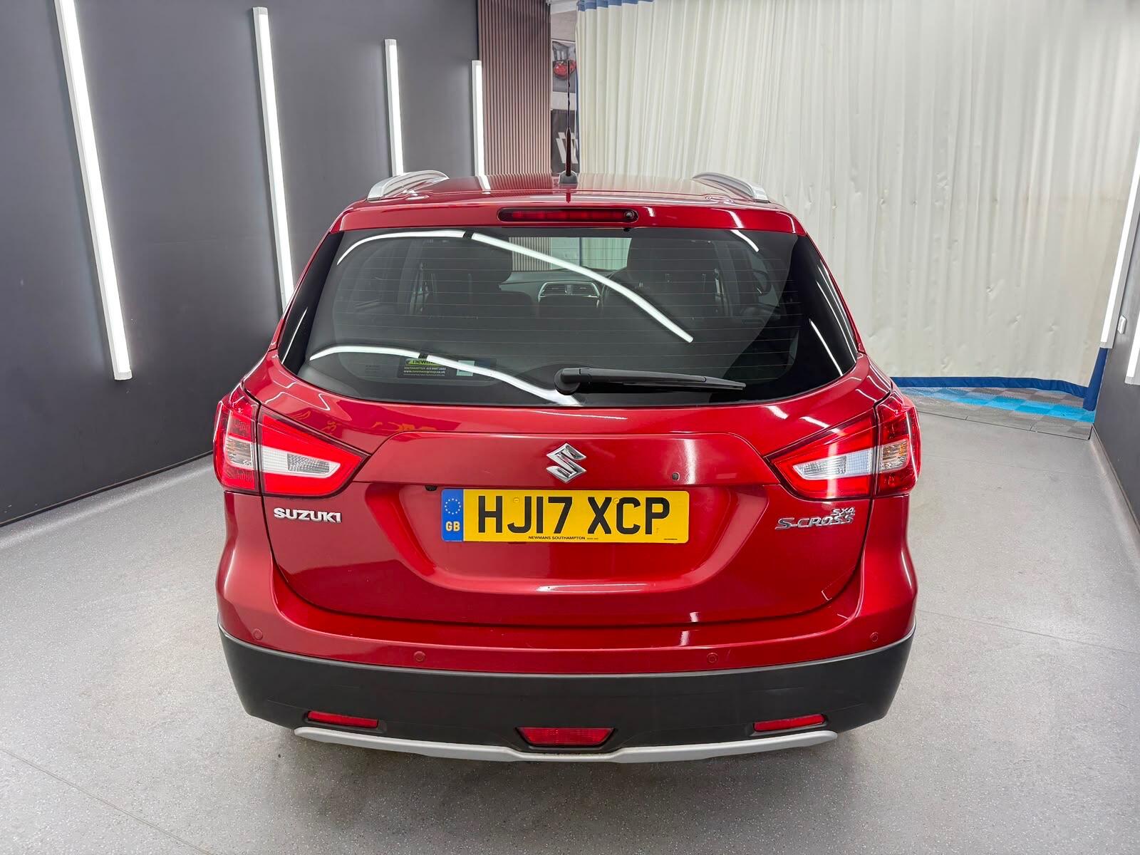 Suzuki SX4 S-Cross view 13