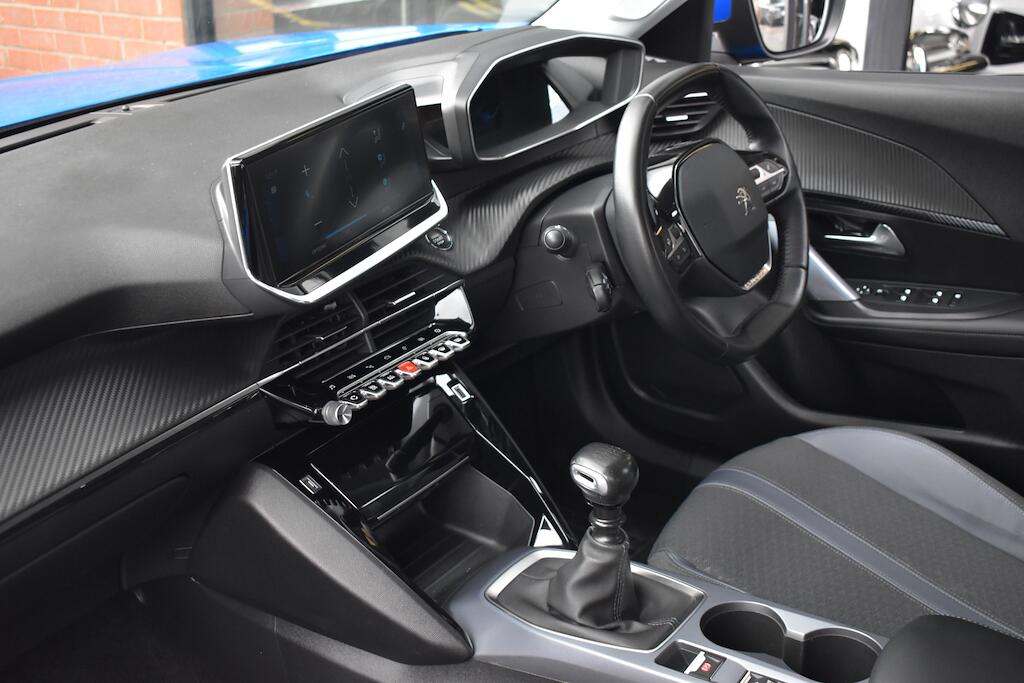 Peugeot 2008 view 42