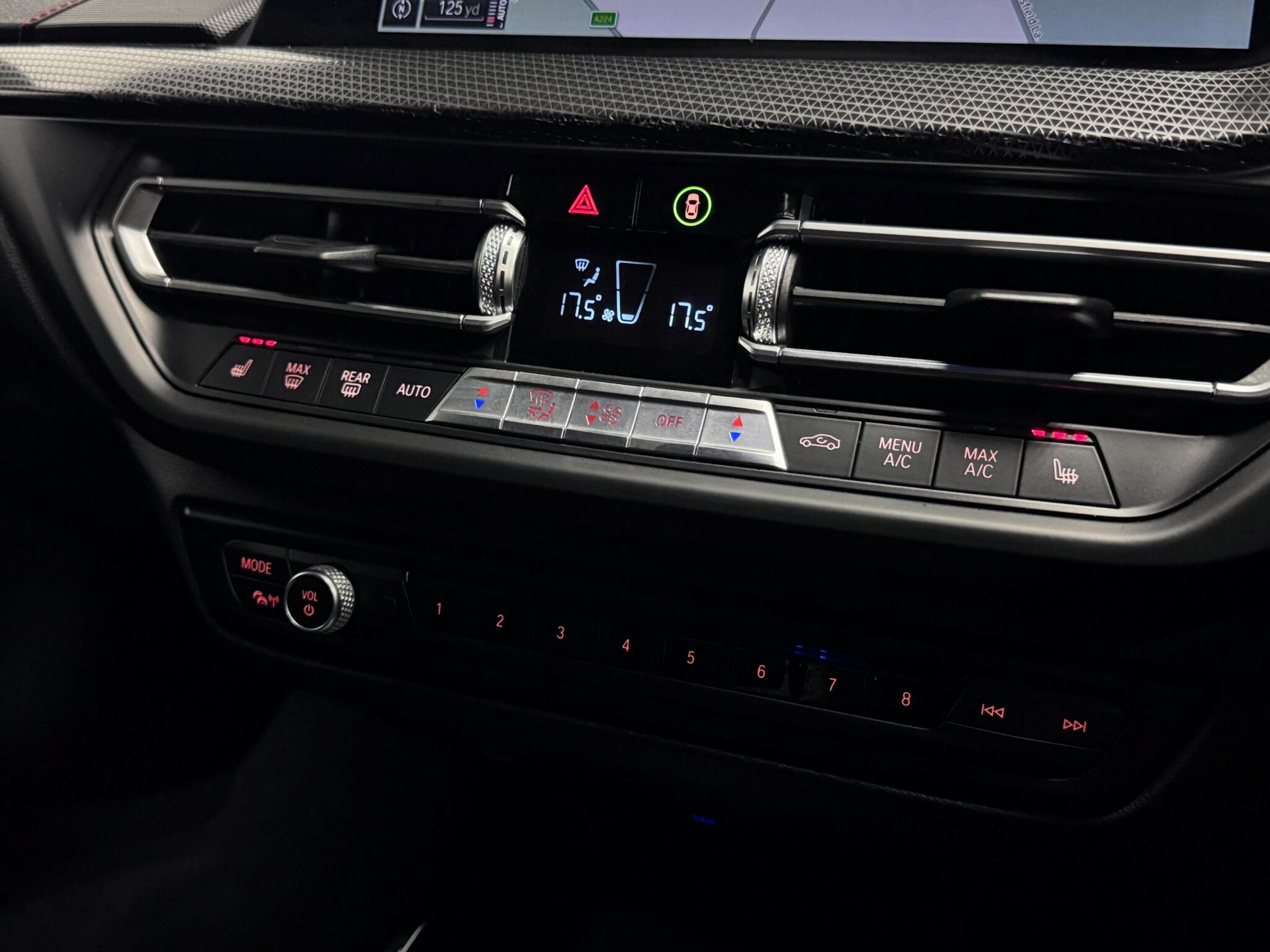 BMW 1 Series view 40