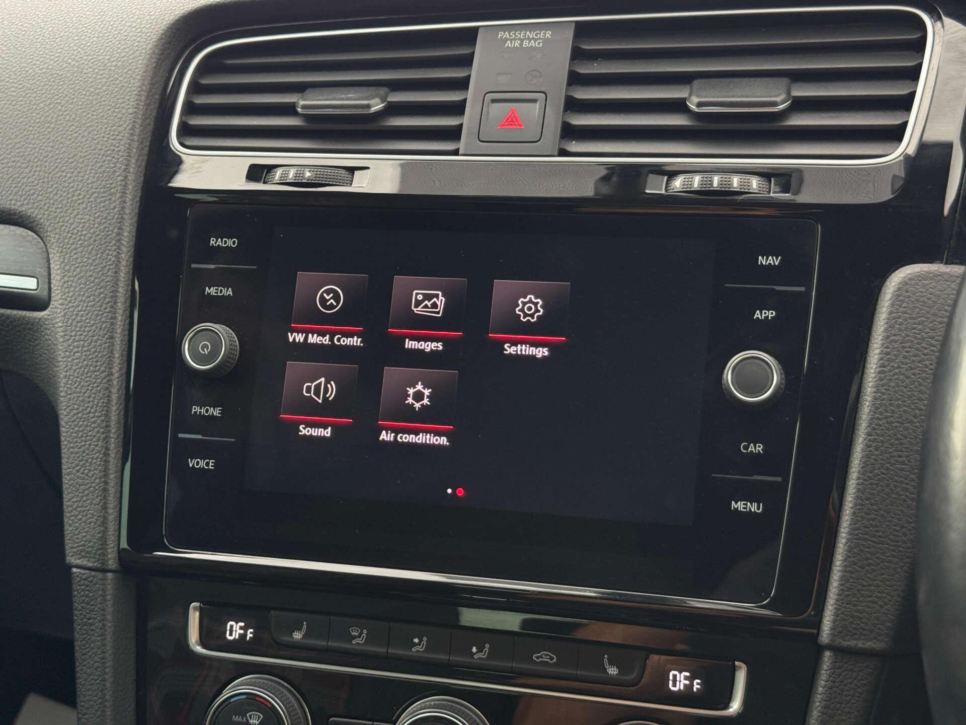Volkswagen Golf view 72
