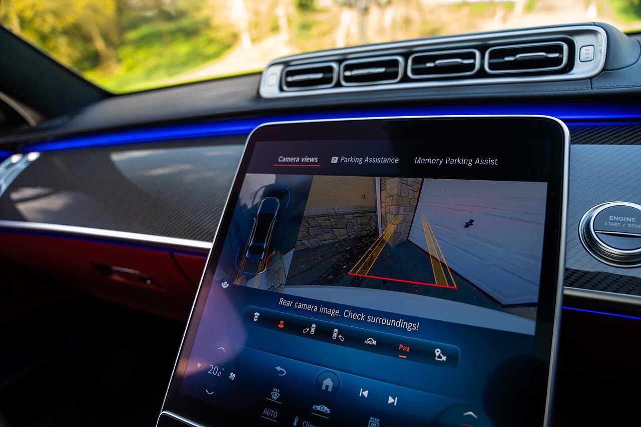 Mercedes-Benz S-Class view 86