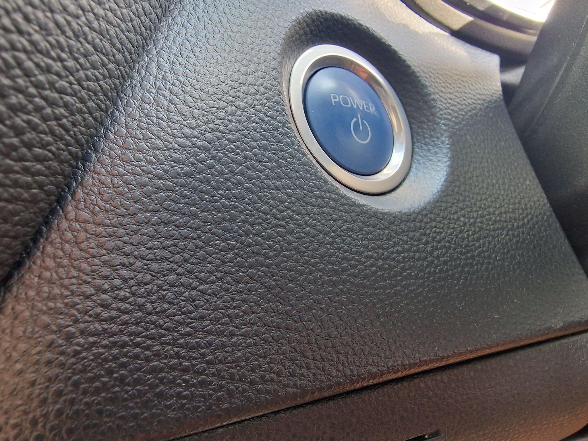 Toyota Corolla view 23