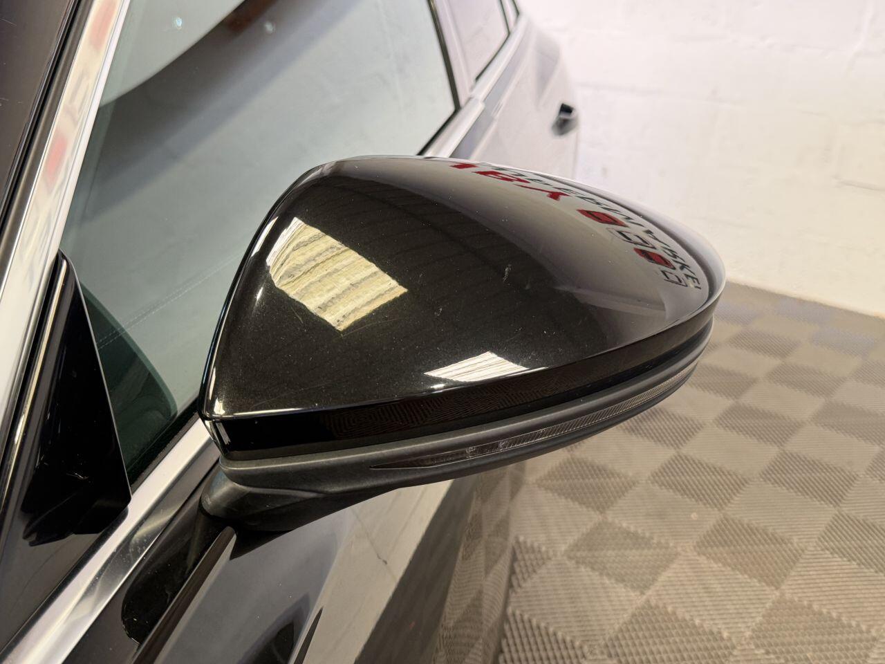 Audi A6 Saloon view 25