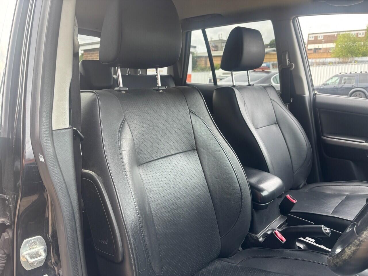 Suzuki Grand Vitara view 11