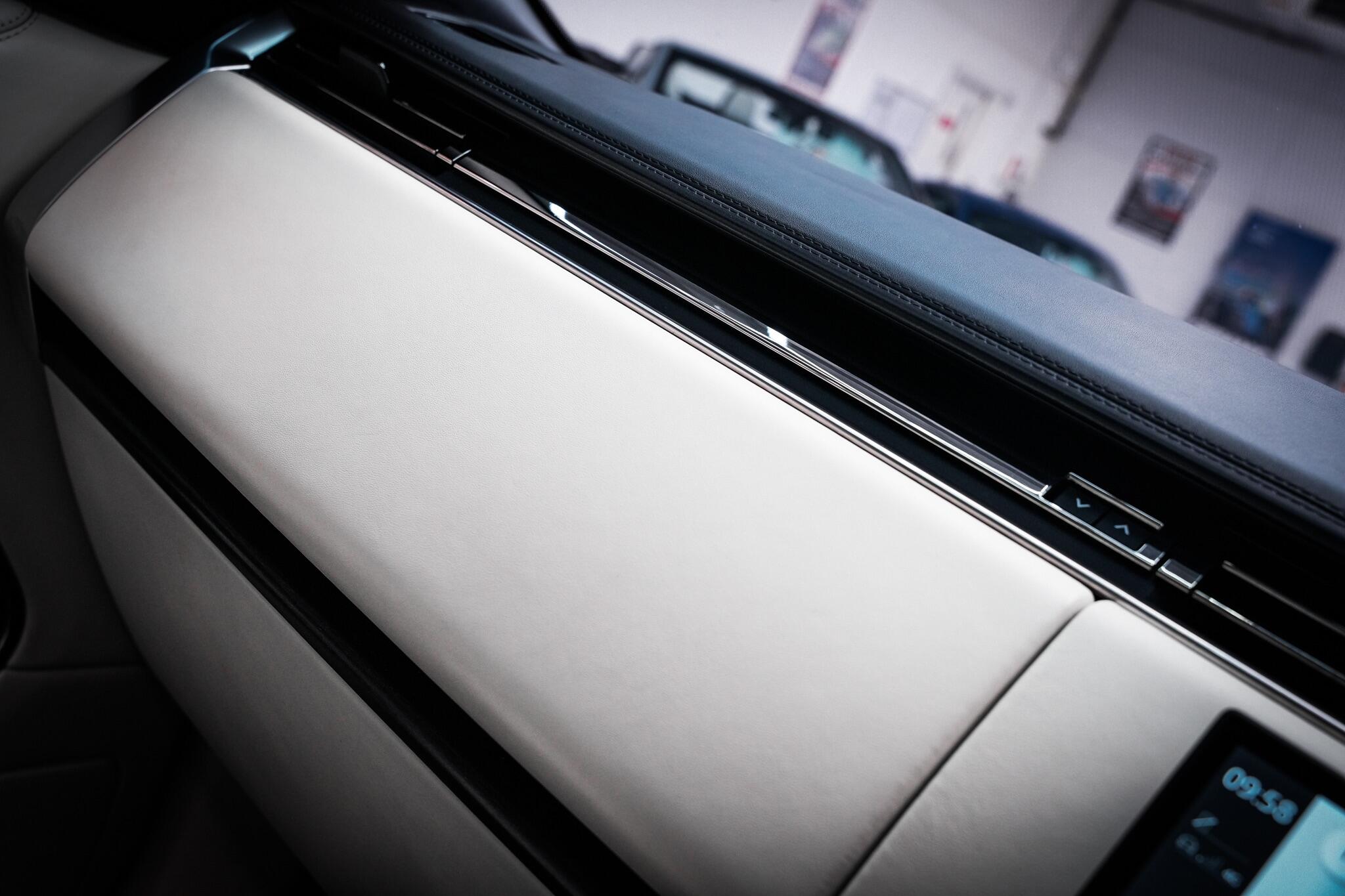 Land Rover Range Rover view 49