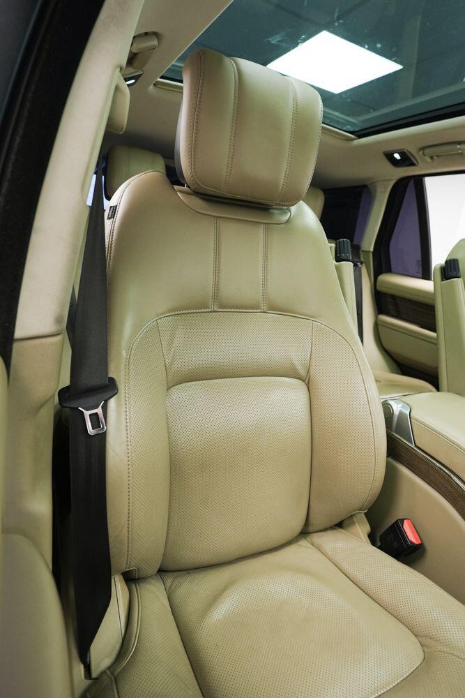 Land Rover Range Rover view 10