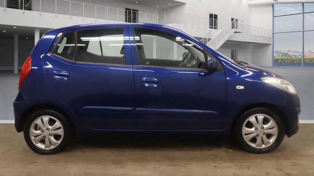 Hyundai I10 view 11