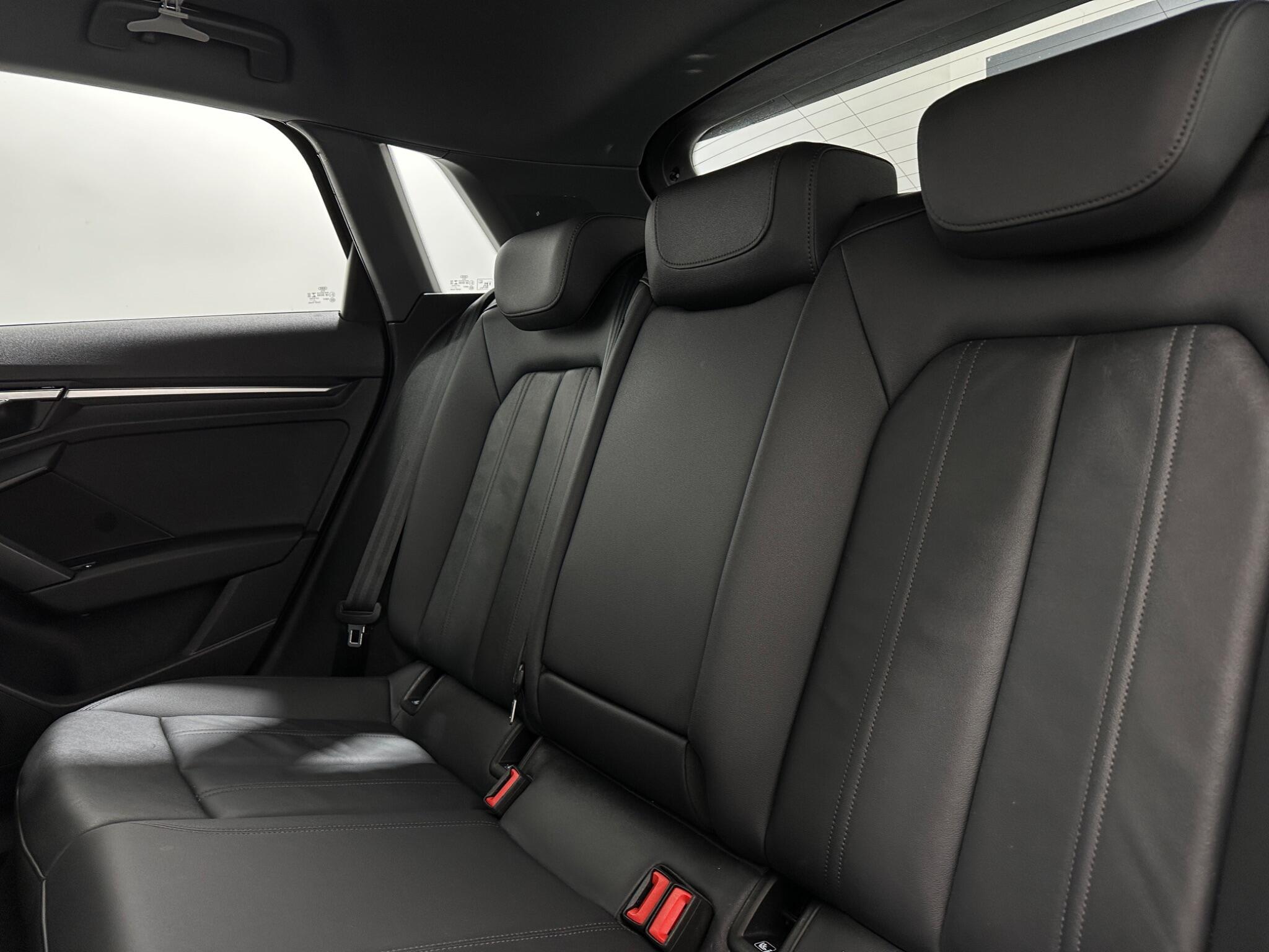 Audi A3 view 38