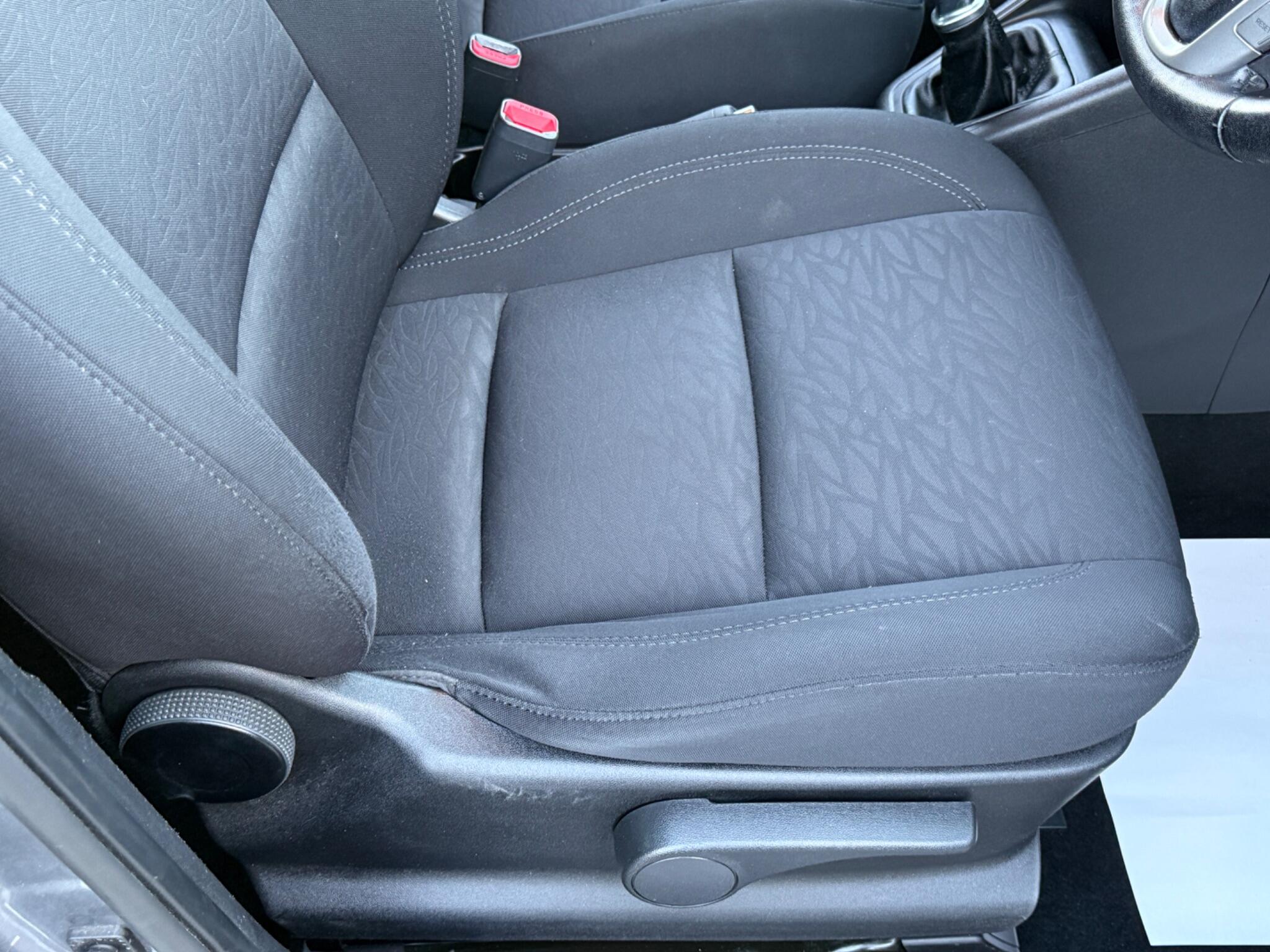 Hyundai ix20 - Image 32