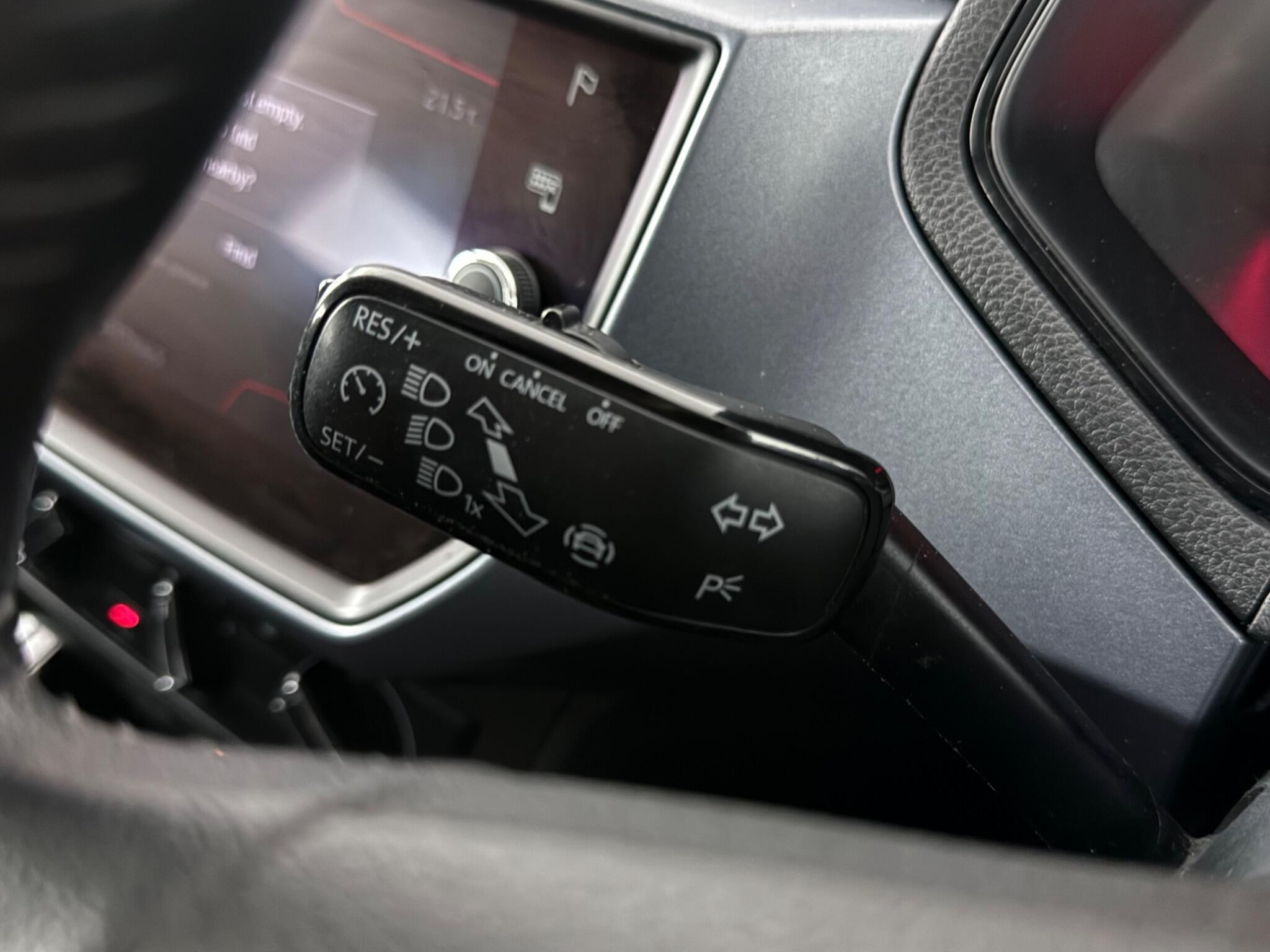 SEAT Arona view 12