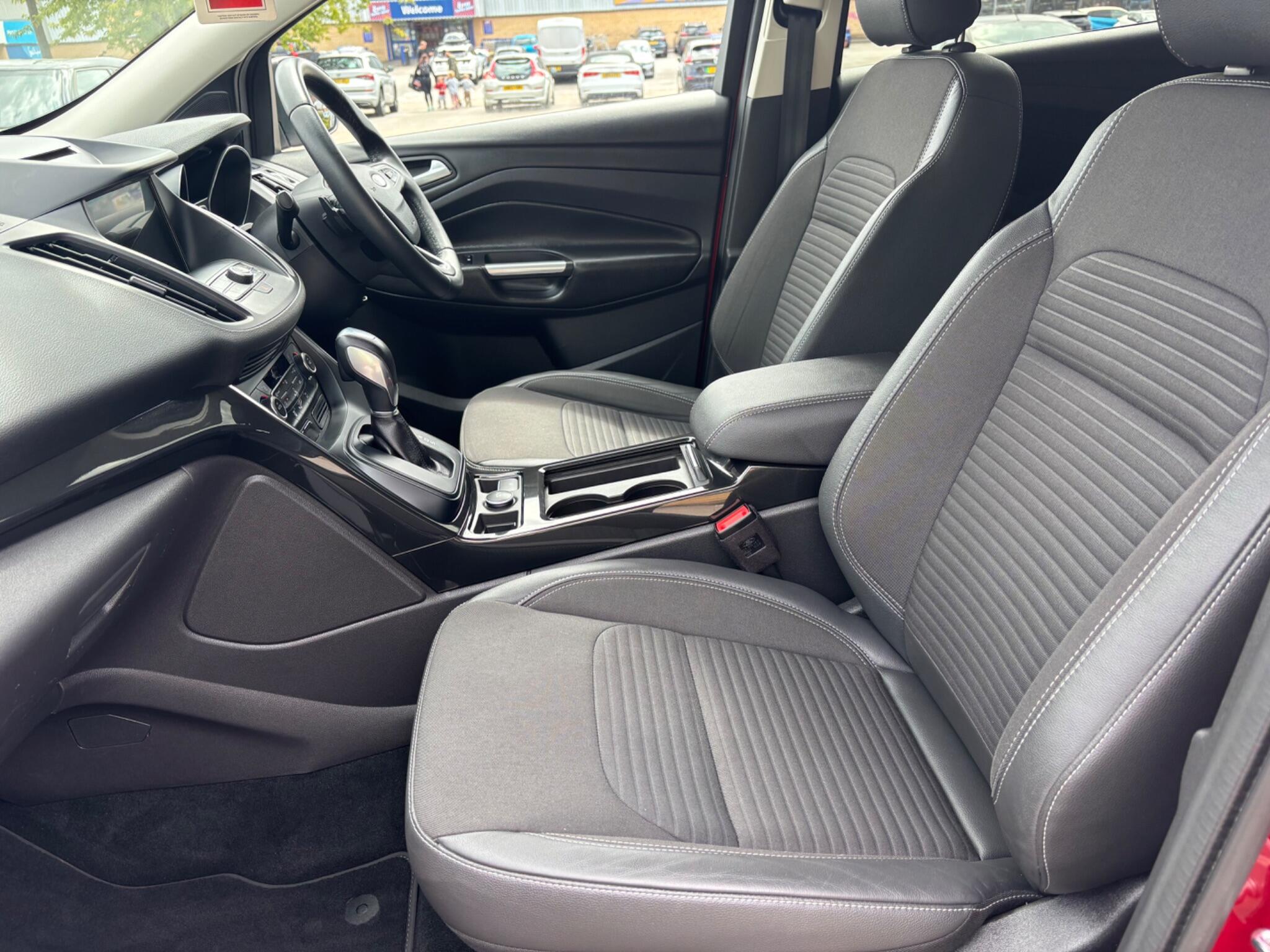 Ford Kuga view 27