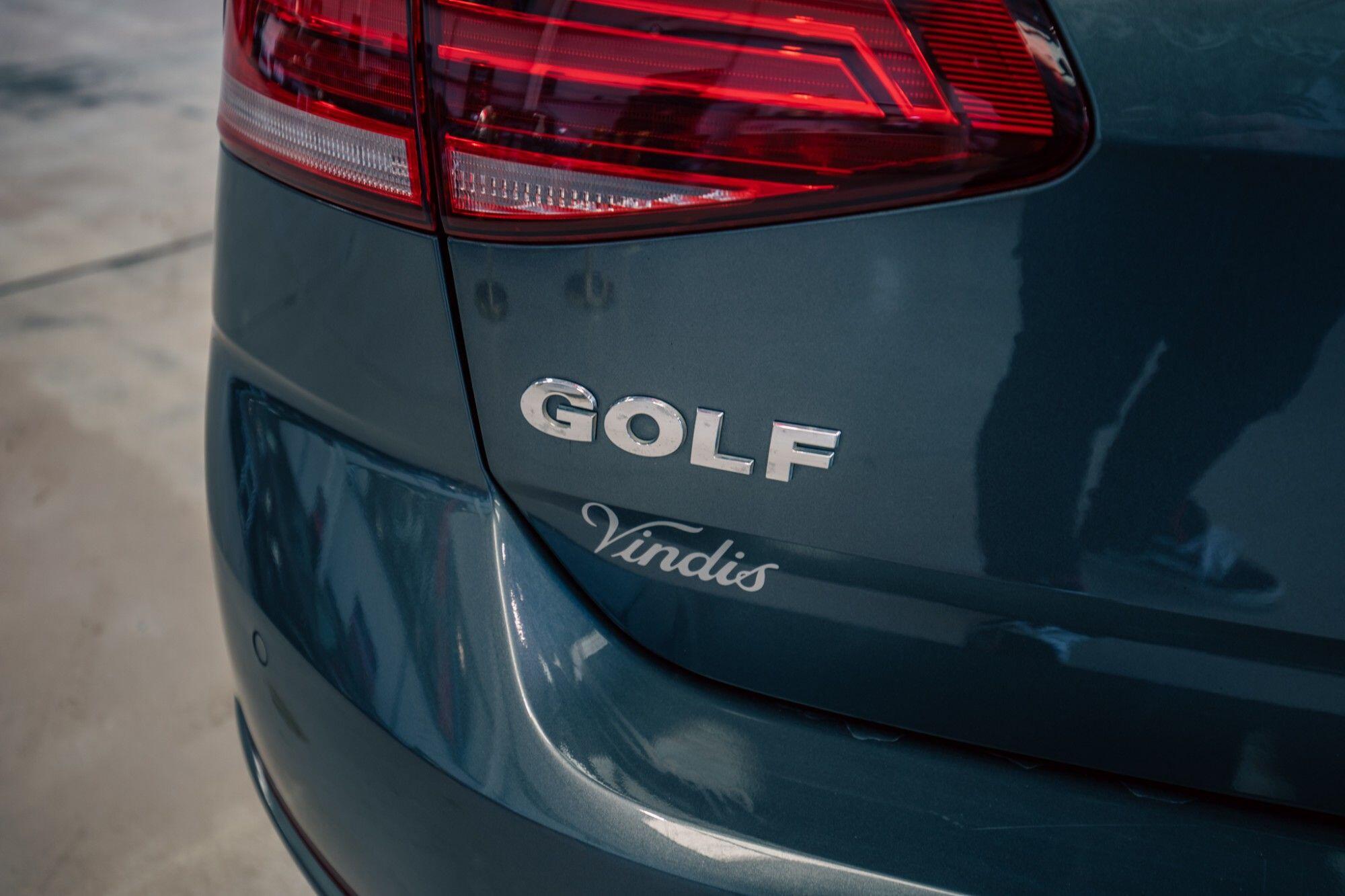 Volkswagen Golf view 6