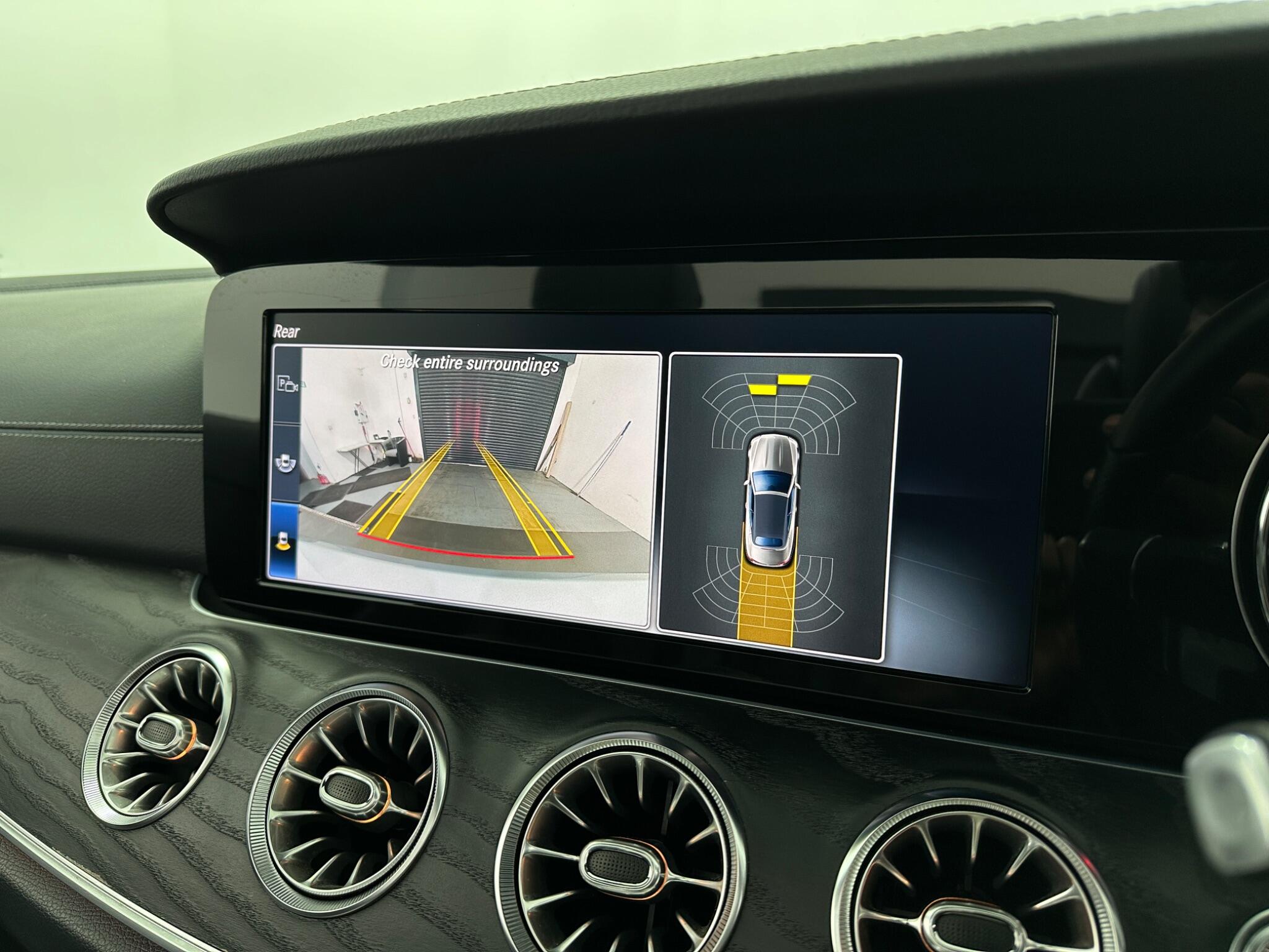 Mercedes-Benz E-Class view 25