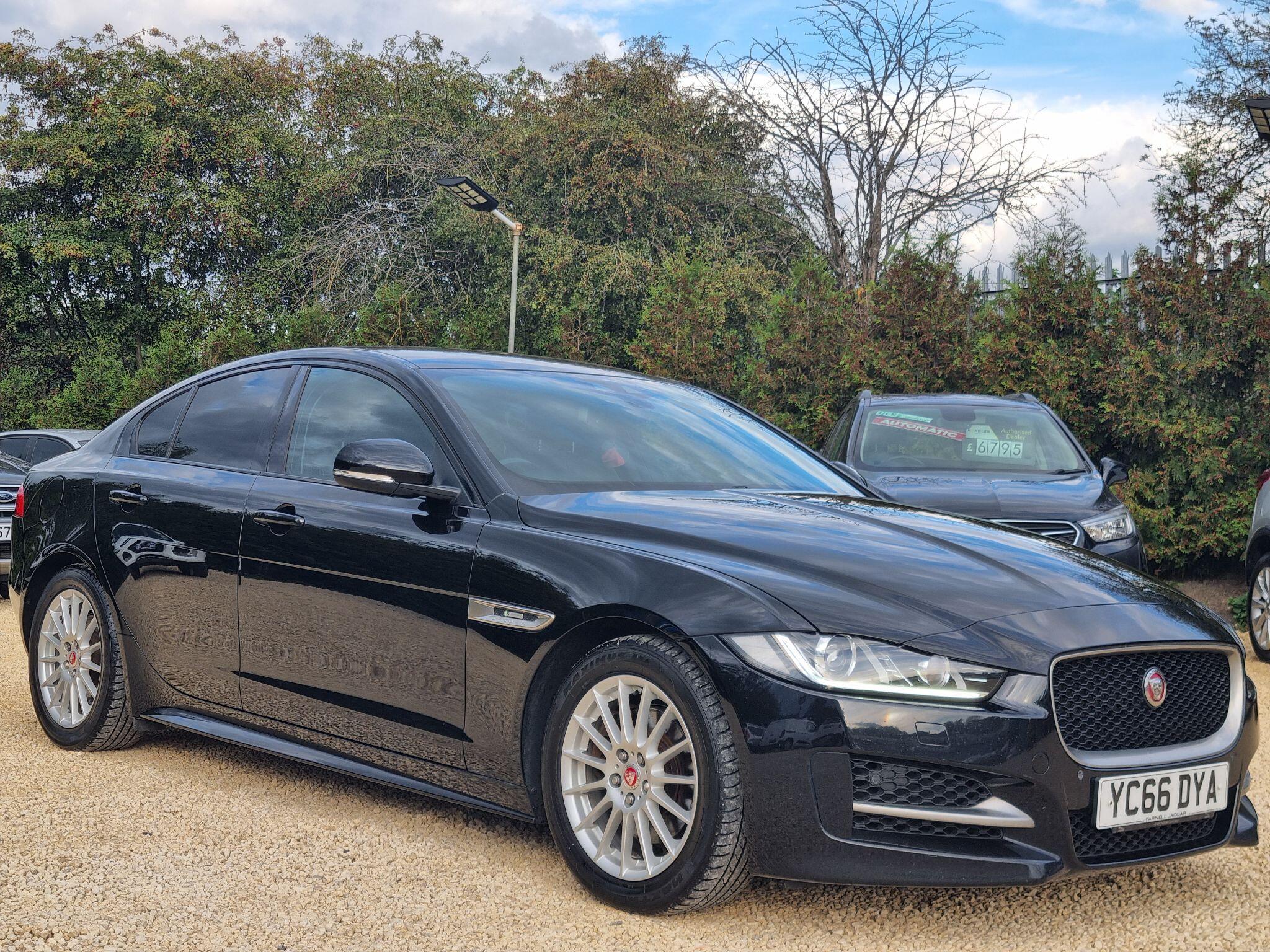 Jaguar Xe view 5