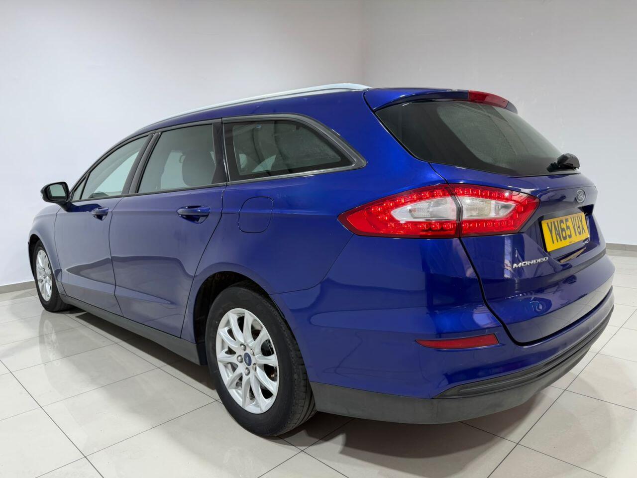 Ford Mondeo view 7