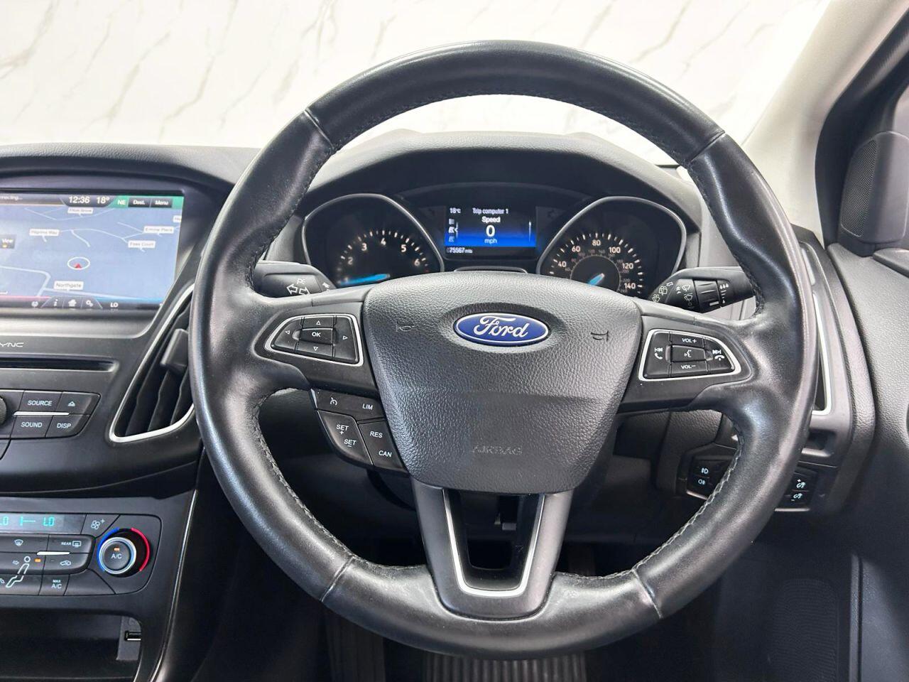 Ford Focus view 18