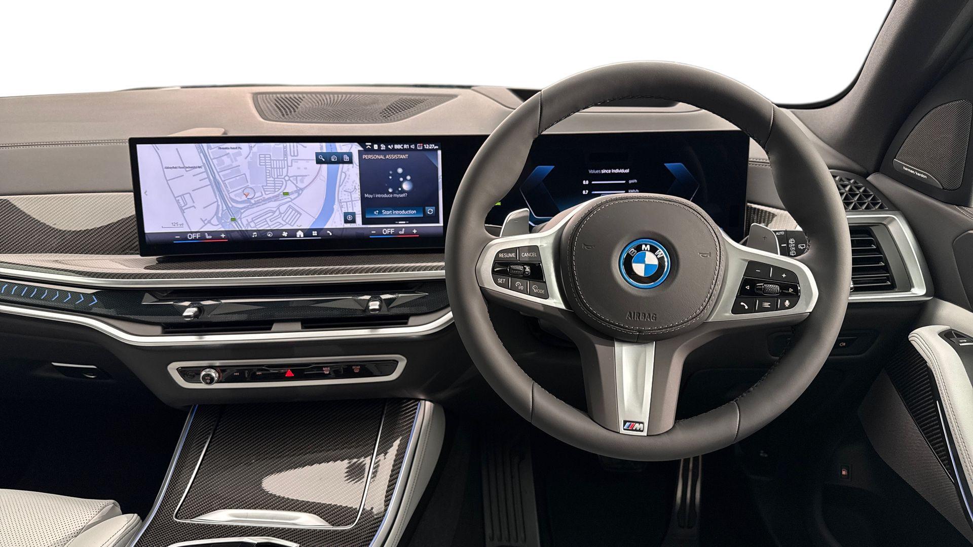 BMW X5 view 5