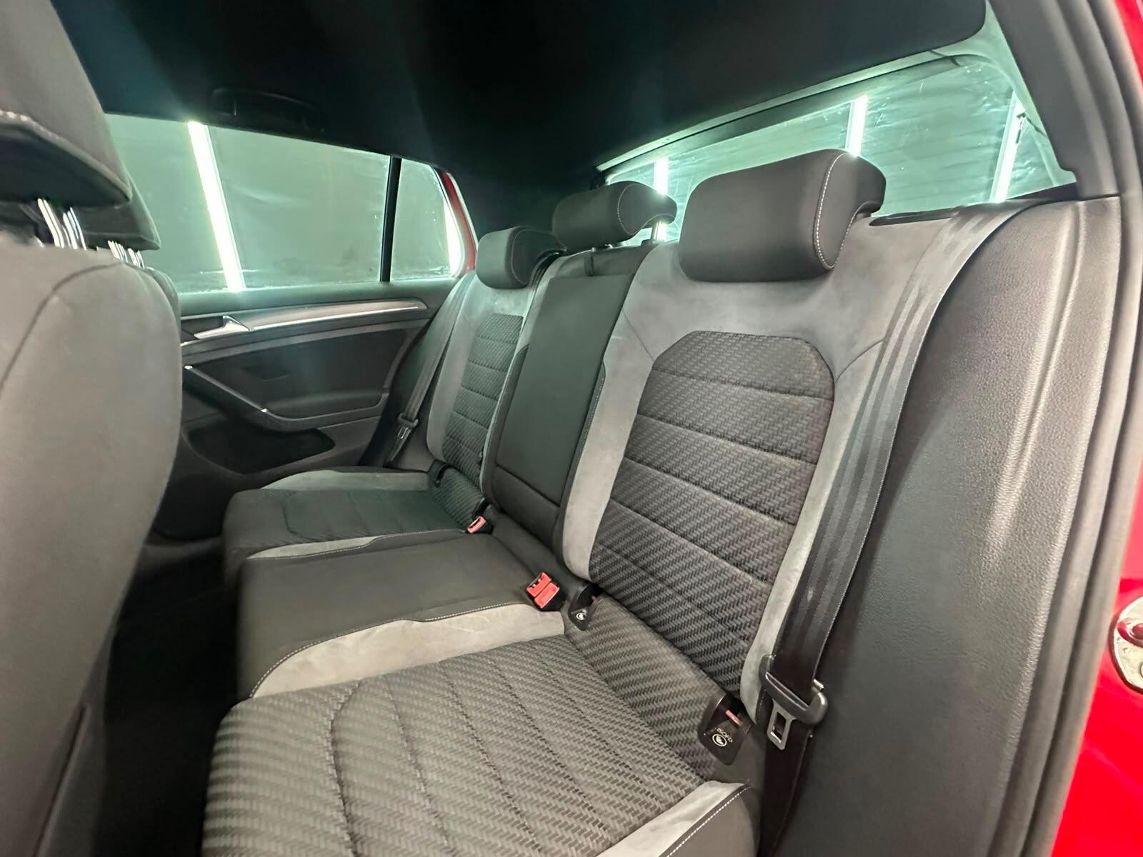 Volkswagen Golf view 31