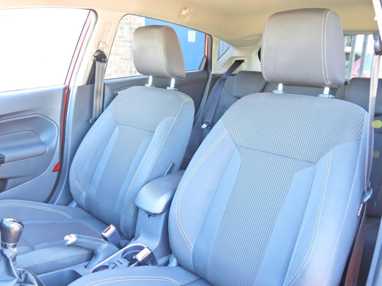 Ford Fiesta view 18