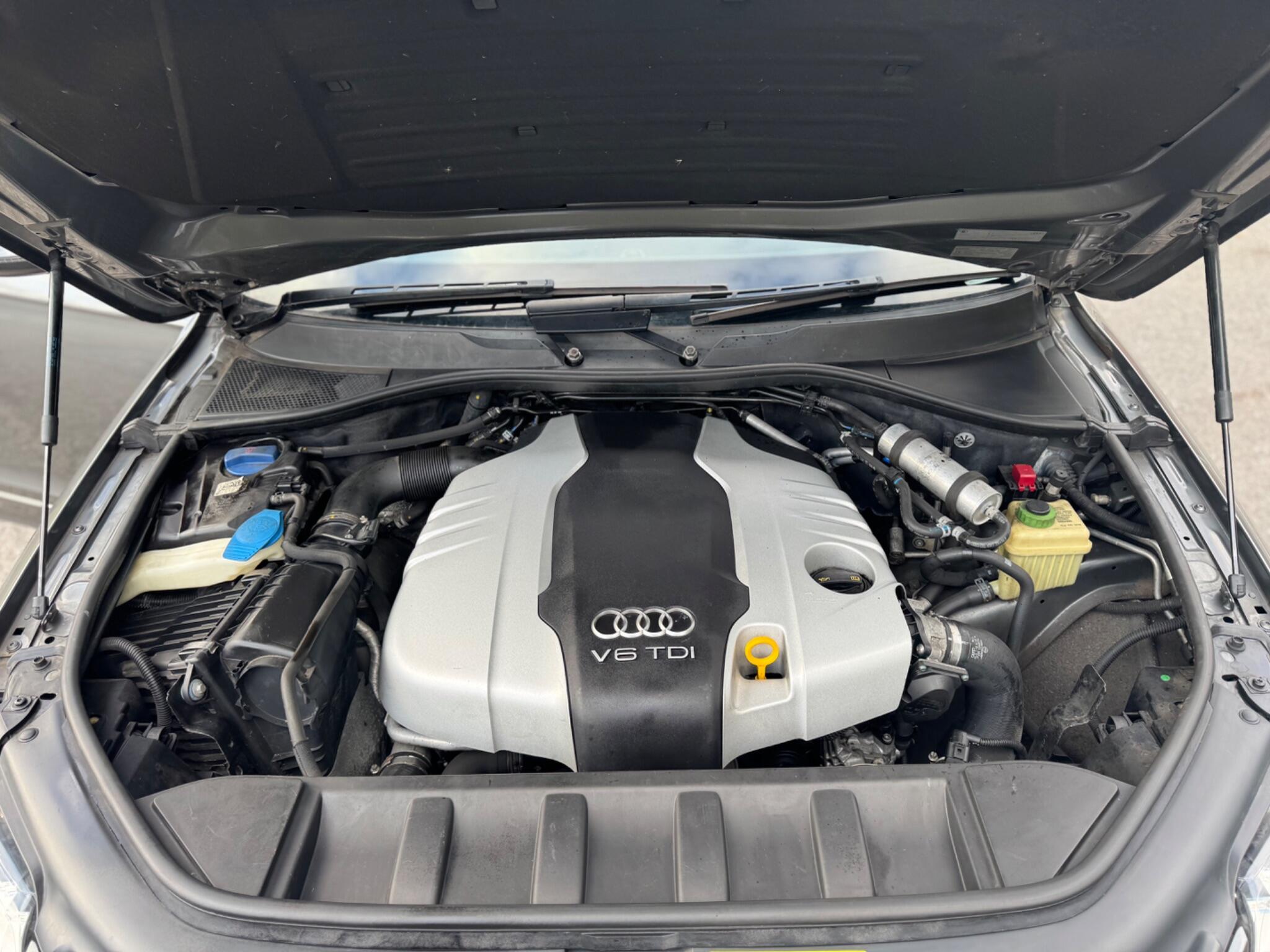 2014 Audi Q7 3.0 TDI V6 S line Sport Edition Tiptronic quattro Euro 5 (s/s) 5dr image 84