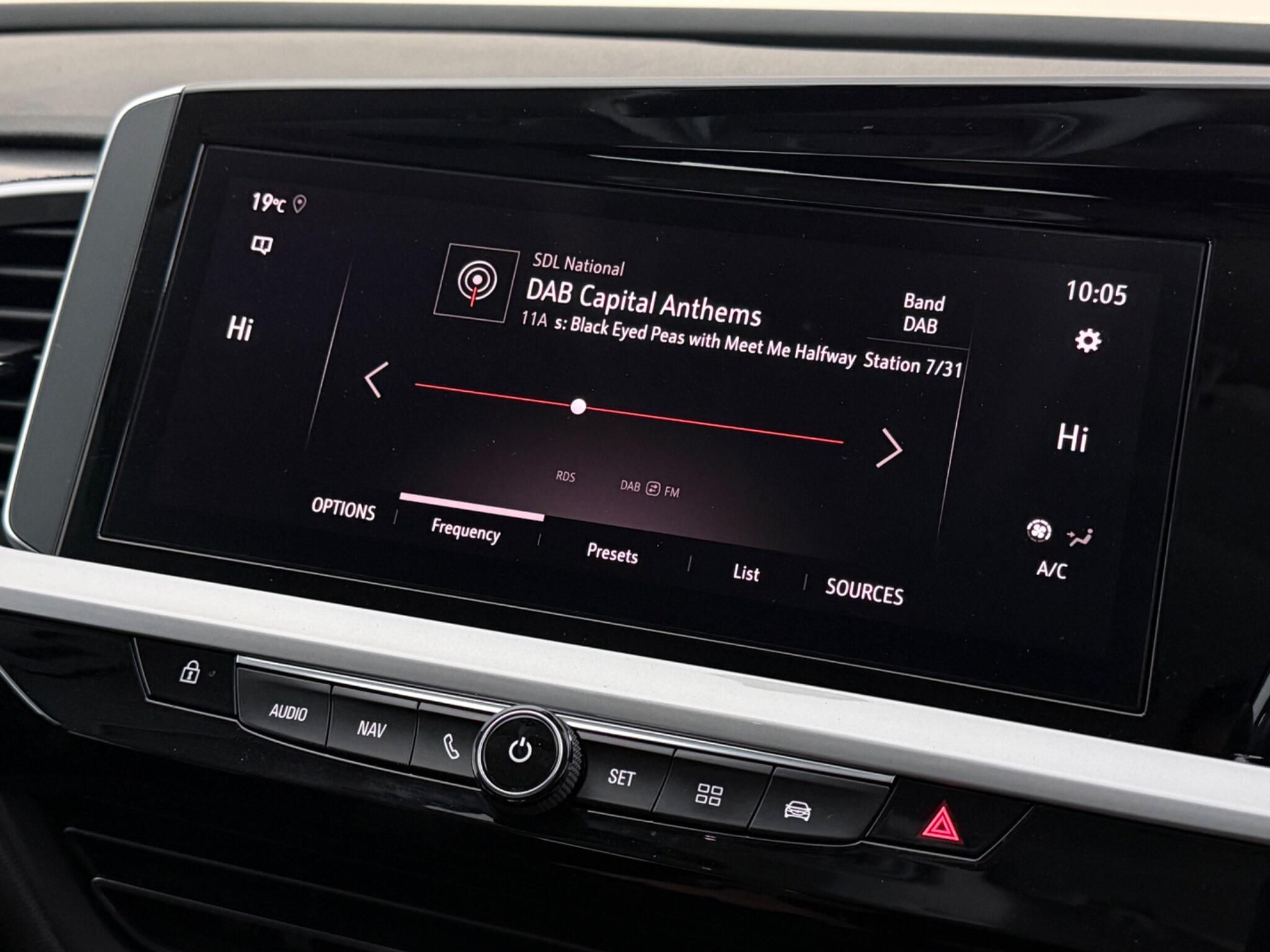 Vauxhall Grandland view 23